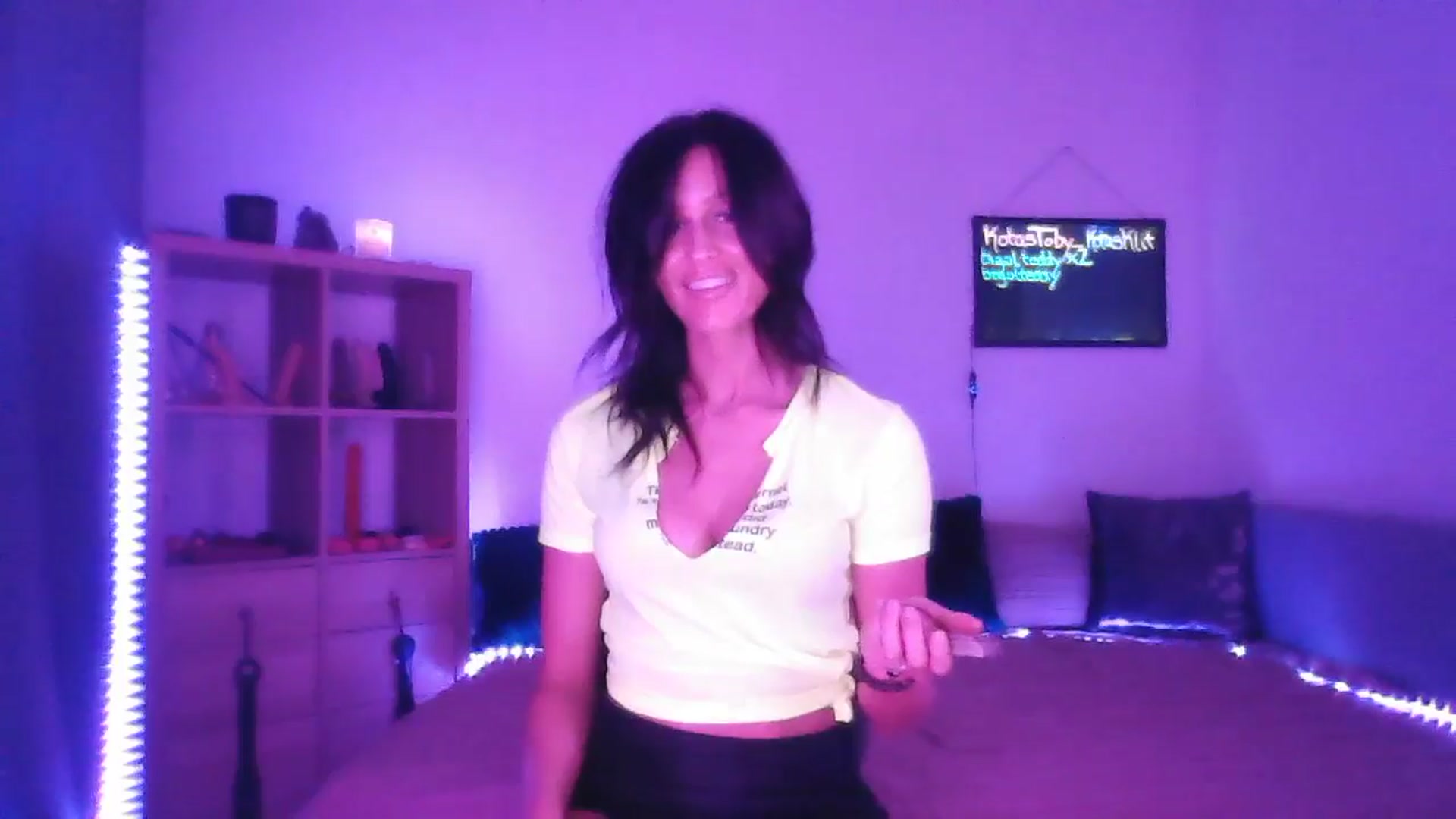 Gallery image thumbnail from DakotaCox's myfreecams stream on, 02/03/2025, 03:31 image 2 of 20