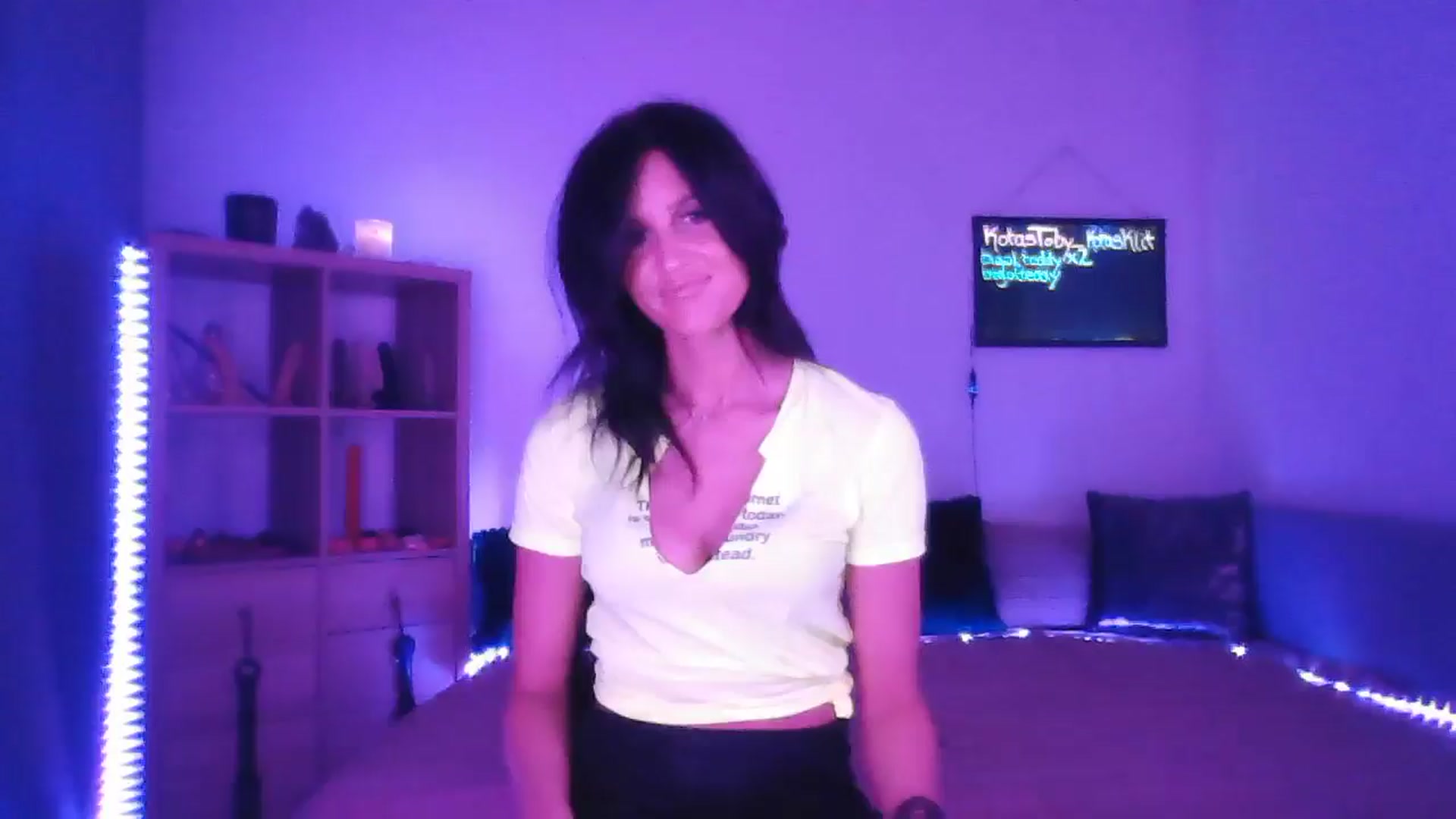 Gallery image thumbnail from DakotaCox's myfreecams stream on, 02/03/2025, 03:31 image 3 of 20