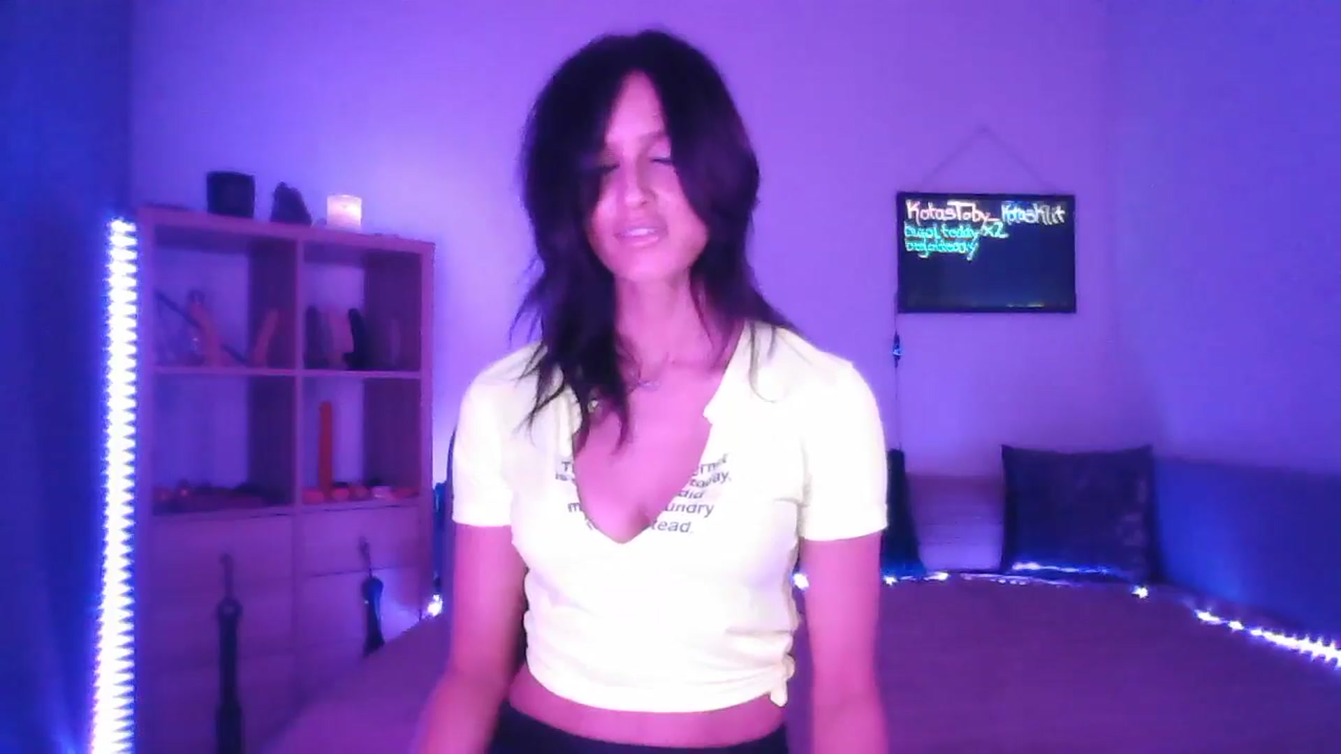 Gallery image thumbnail from DakotaCox's myfreecams stream on, 02/03/2025, 05:03 image 5 of 20