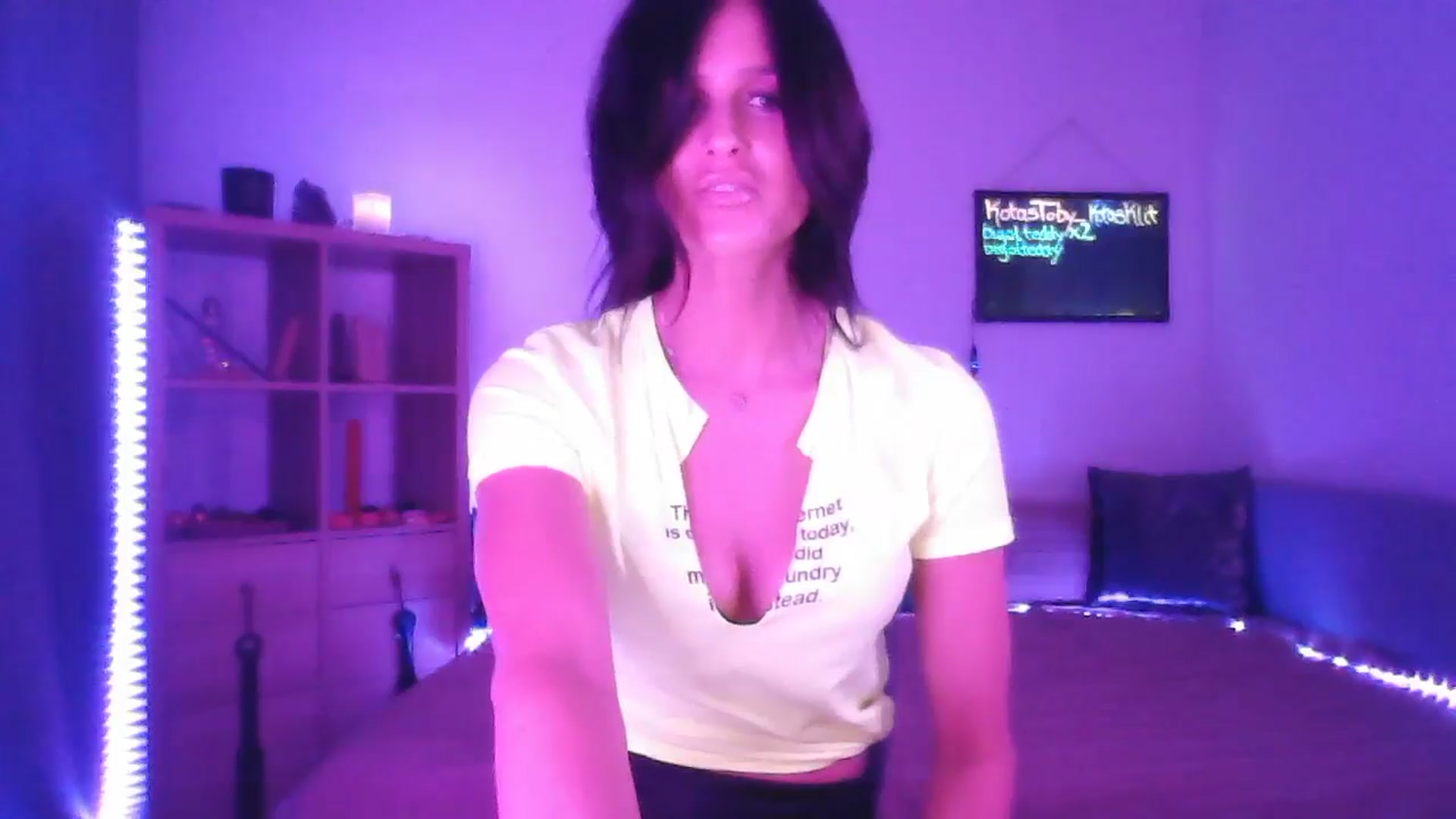 Gallery image thumbnail from DakotaCox's myfreecams stream on, 02/03/2025, 05:03 image 15 of 20