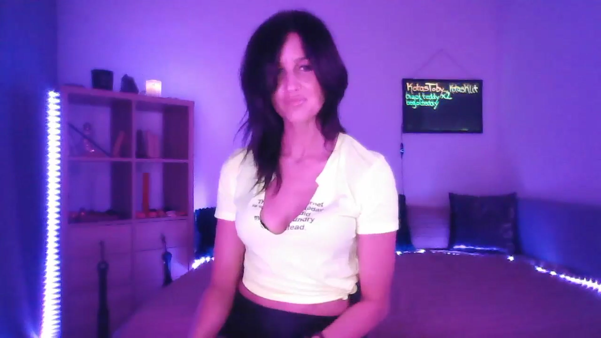 Gallery image thumbnail from DakotaCox's myfreecams stream on, 02/03/2025, 05:03 image 14 of 20