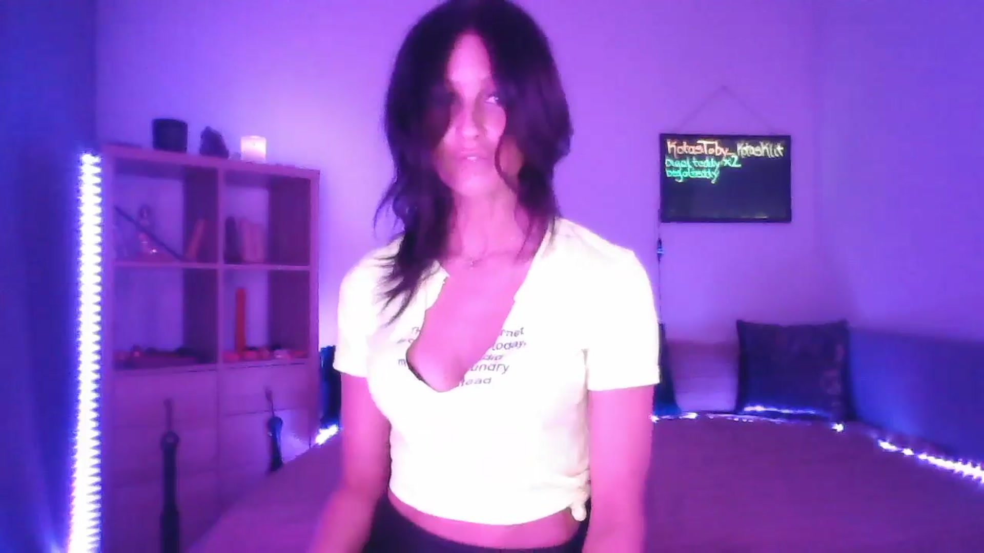 Gallery image thumbnail from DakotaCox's myfreecams stream on, 02/03/2025, 05:20 image 3 of 20