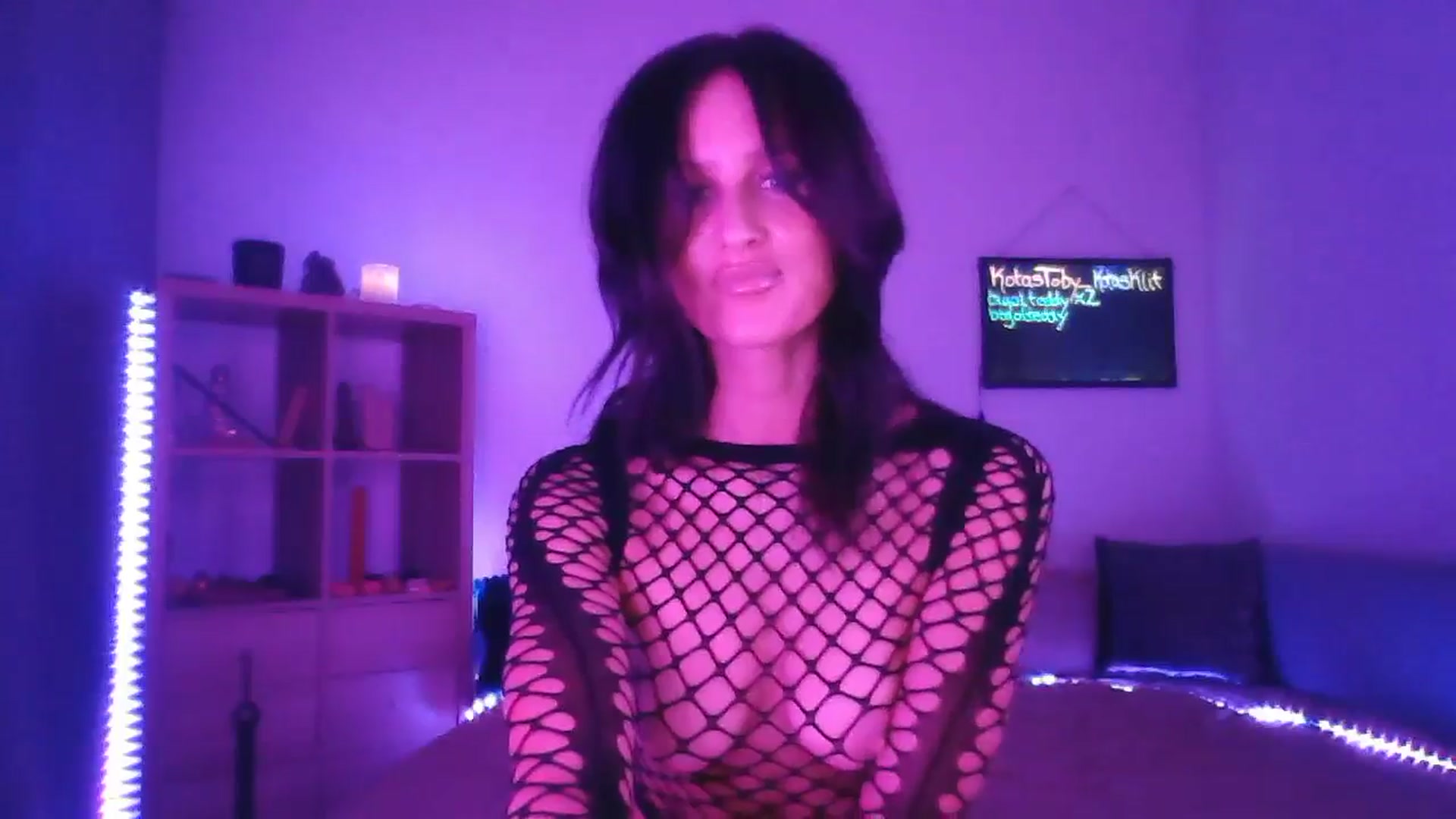 Gallery image thumbnail from DakotaCox's myfreecams stream on, 02/03/2025, 06:21 image 5 of 20