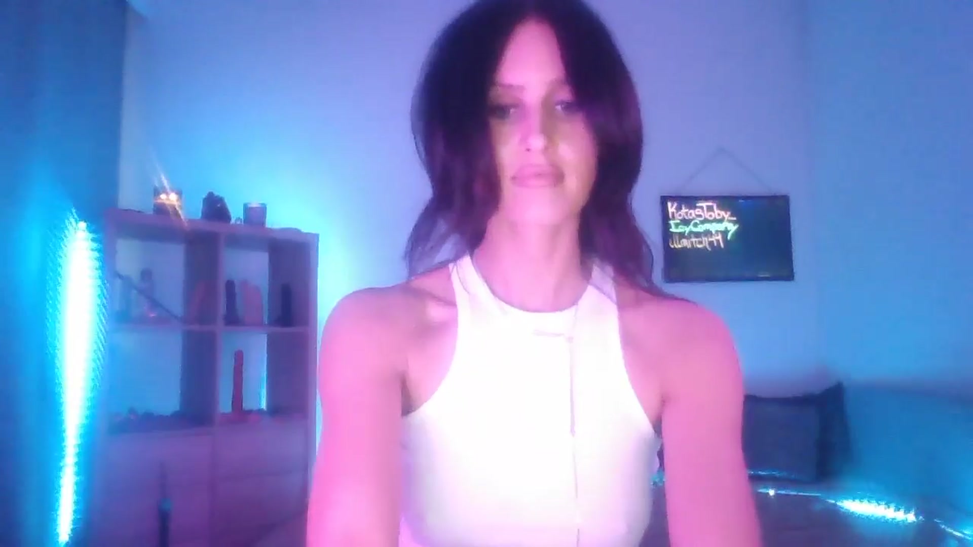 Gallery image thumbnail from DakotaCox's myfreecams stream on, 02/17/2025, 06:33 image 17 of 20