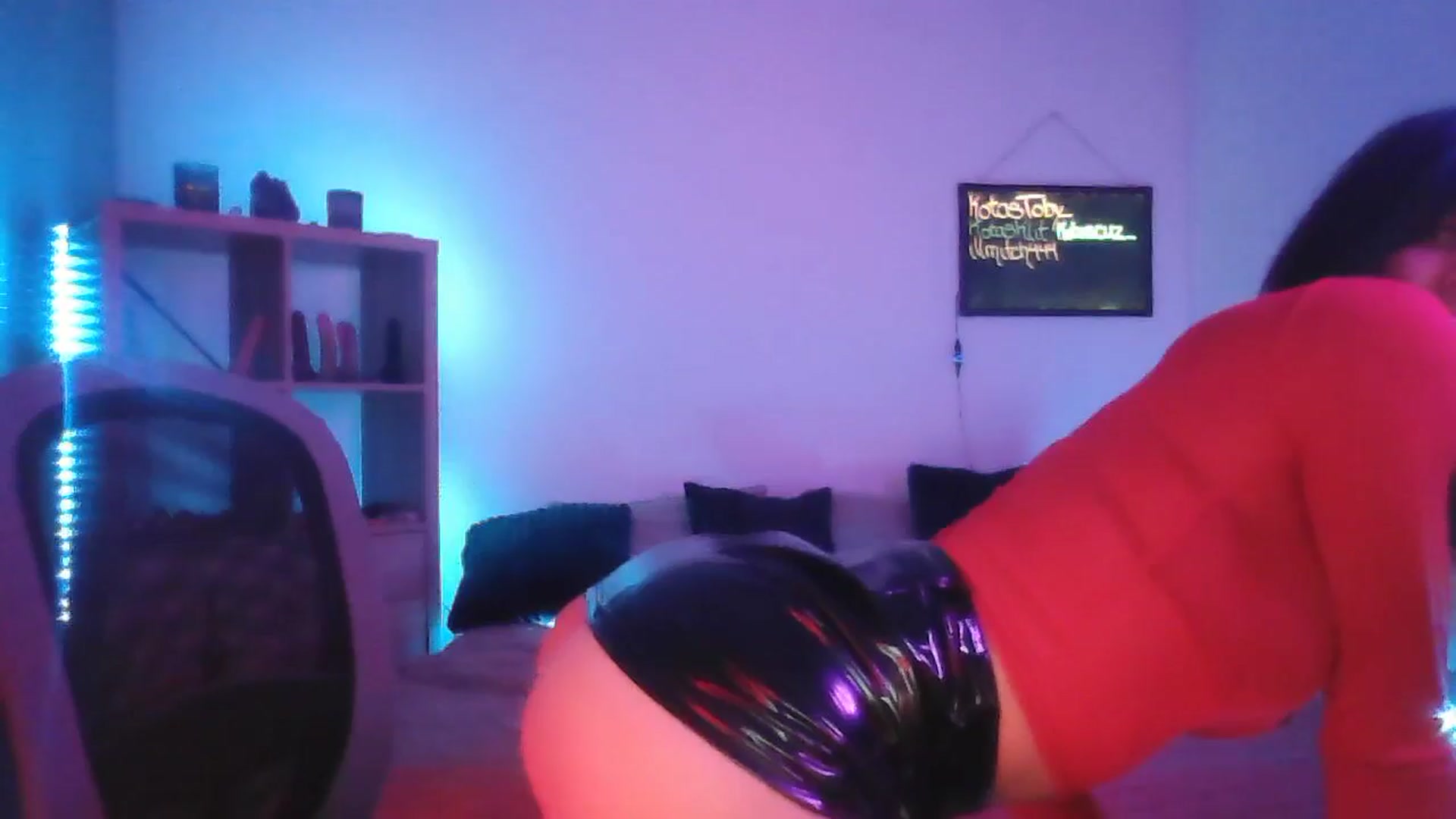 Gallery image thumbnail from DakotaCox's myfreecams stream on, 03/04/2025, 05:54 image 2 of 20