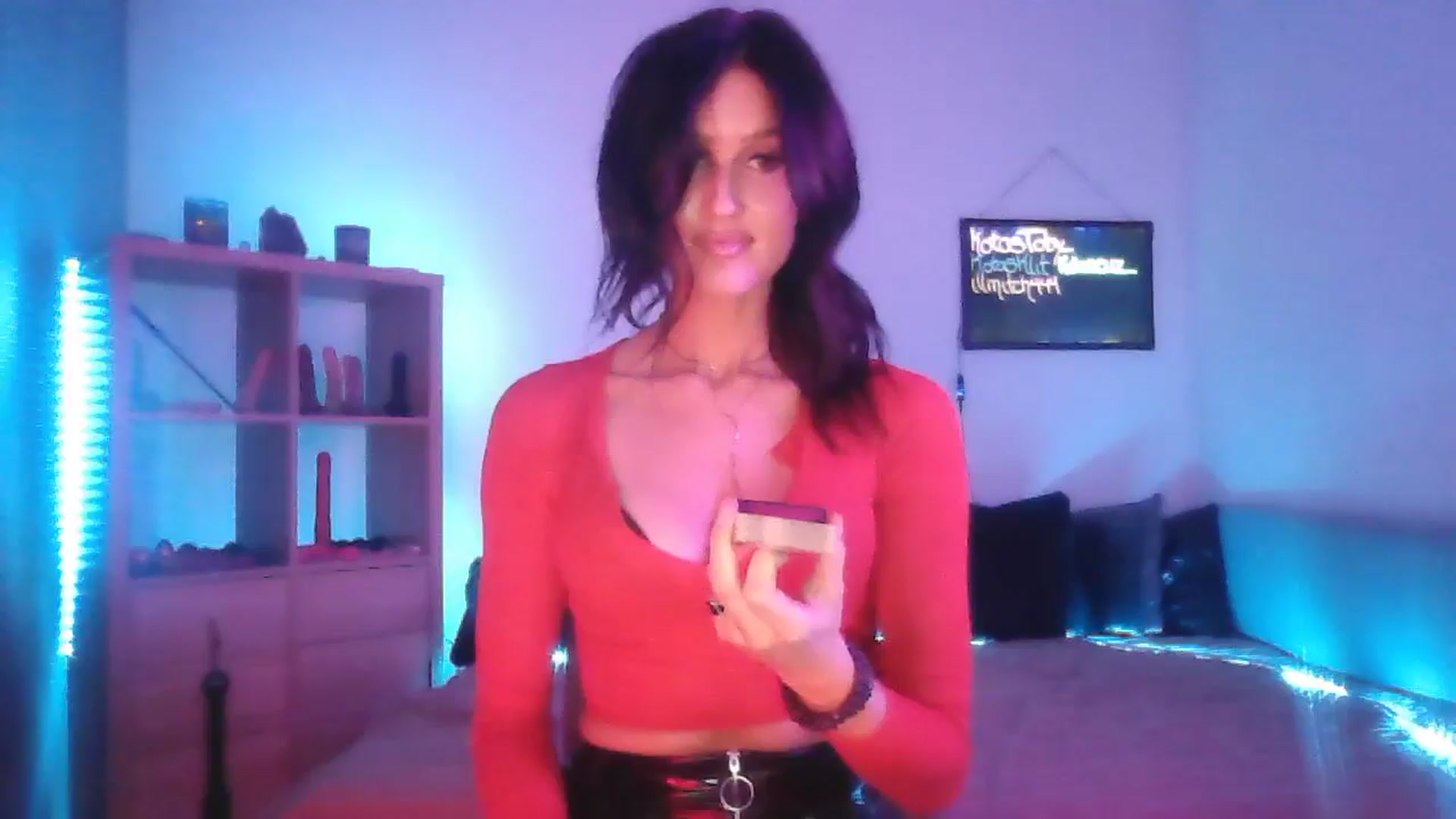 Gallery image thumbnail from DakotaCox's myfreecams stream on, 03/04/2025, 05:54 image 11 of 20