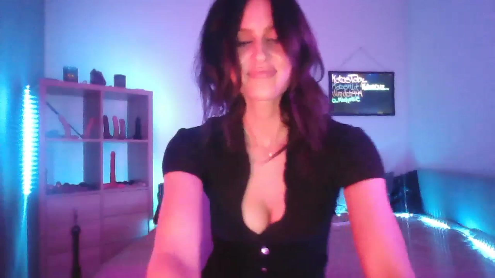Gallery image thumbnail from DakotaCox's myfreecams stream on, 03/05/2025, 05:41 image 12 of 20