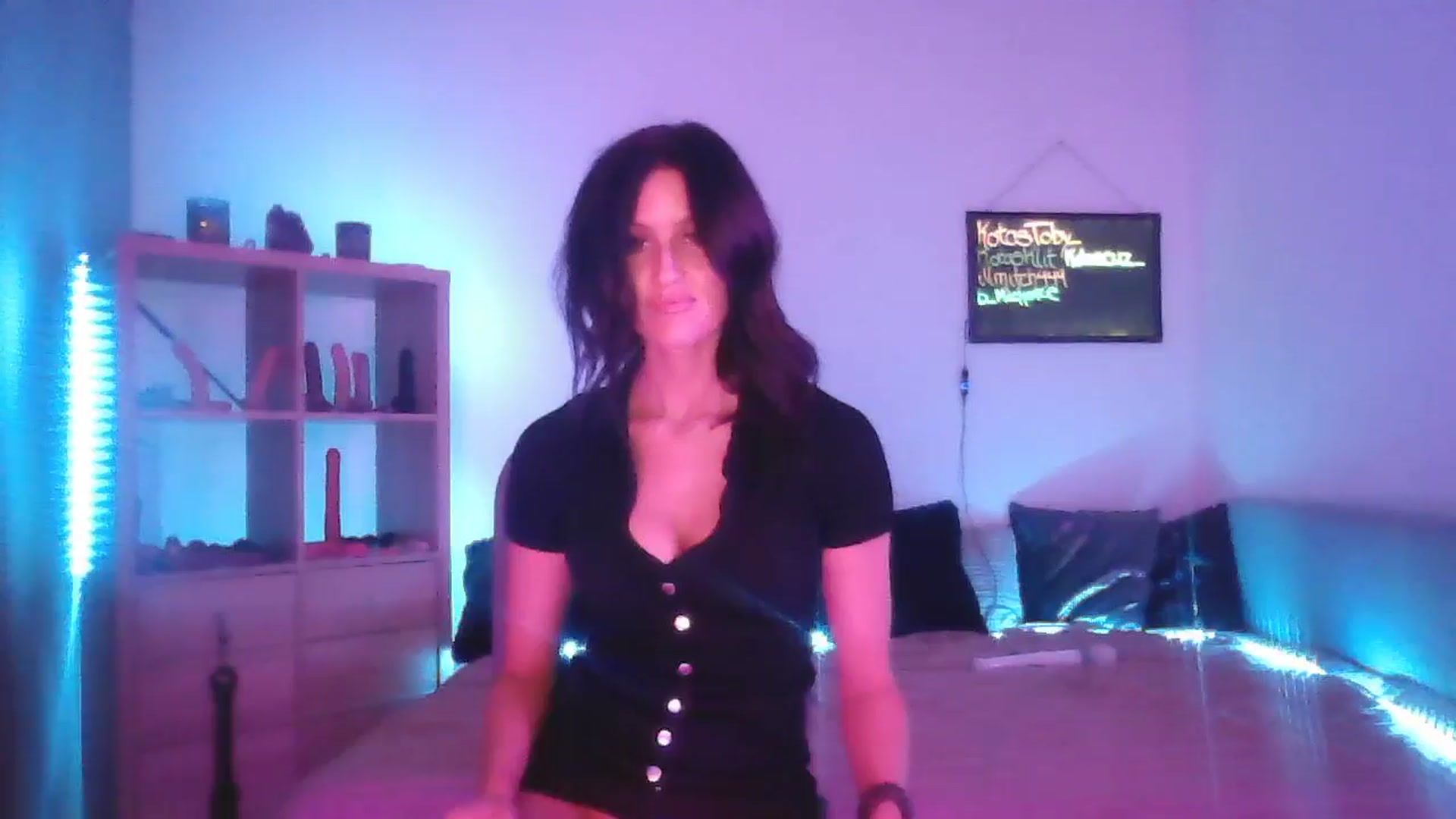 Gallery image thumbnail from DakotaCox's myfreecams stream on, 03/05/2025, 05:41 image 13 of 20