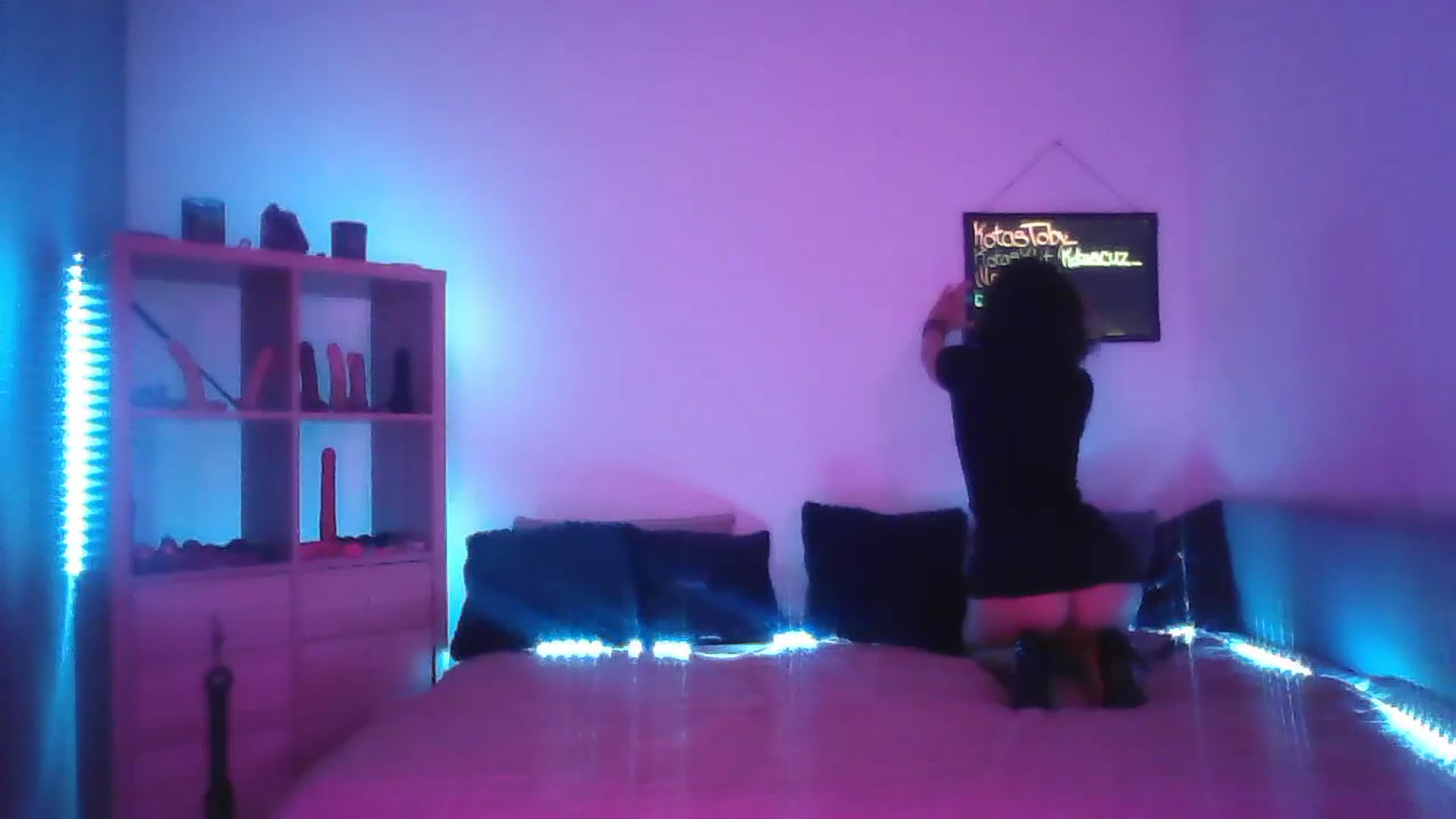 Gallery image thumbnail from DakotaCox's myfreecams stream on, 03/05/2025, 05:41 image 5 of 20