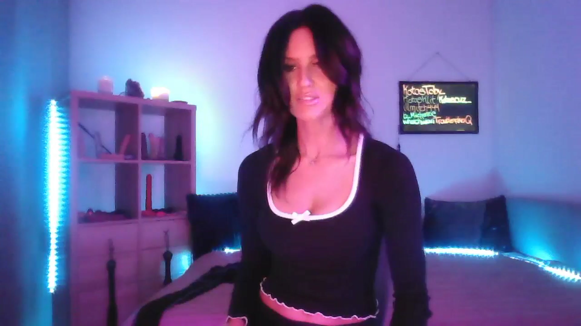Gallery image thumbnail from DakotaCox's myfreecams stream on, 03/14/2025, 02:04 image 3 of 20
