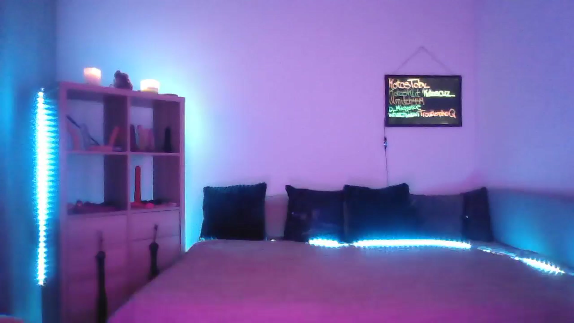 Gallery image thumbnail from DakotaCox's myfreecams stream on, 03/16/2025, 03:42 image 12 of 20