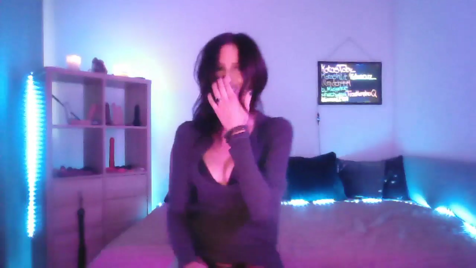 Gallery image thumbnail from DakotaCox's myfreecams stream on, 03/16/2025, 06:00 image 15 of 20