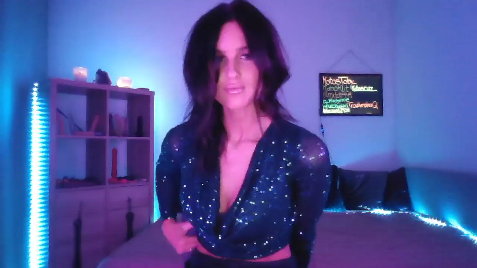Gallery image thumbnail from DakotaCox's myfreecams stream on, 03/19/2025, 03:09 image 2 of 20
