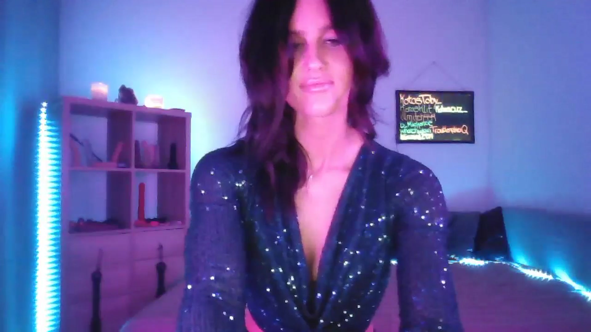 Gallery image thumbnail from DakotaCox's myfreecams stream on, 03/19/2025, 03:09 image 3 of 20
