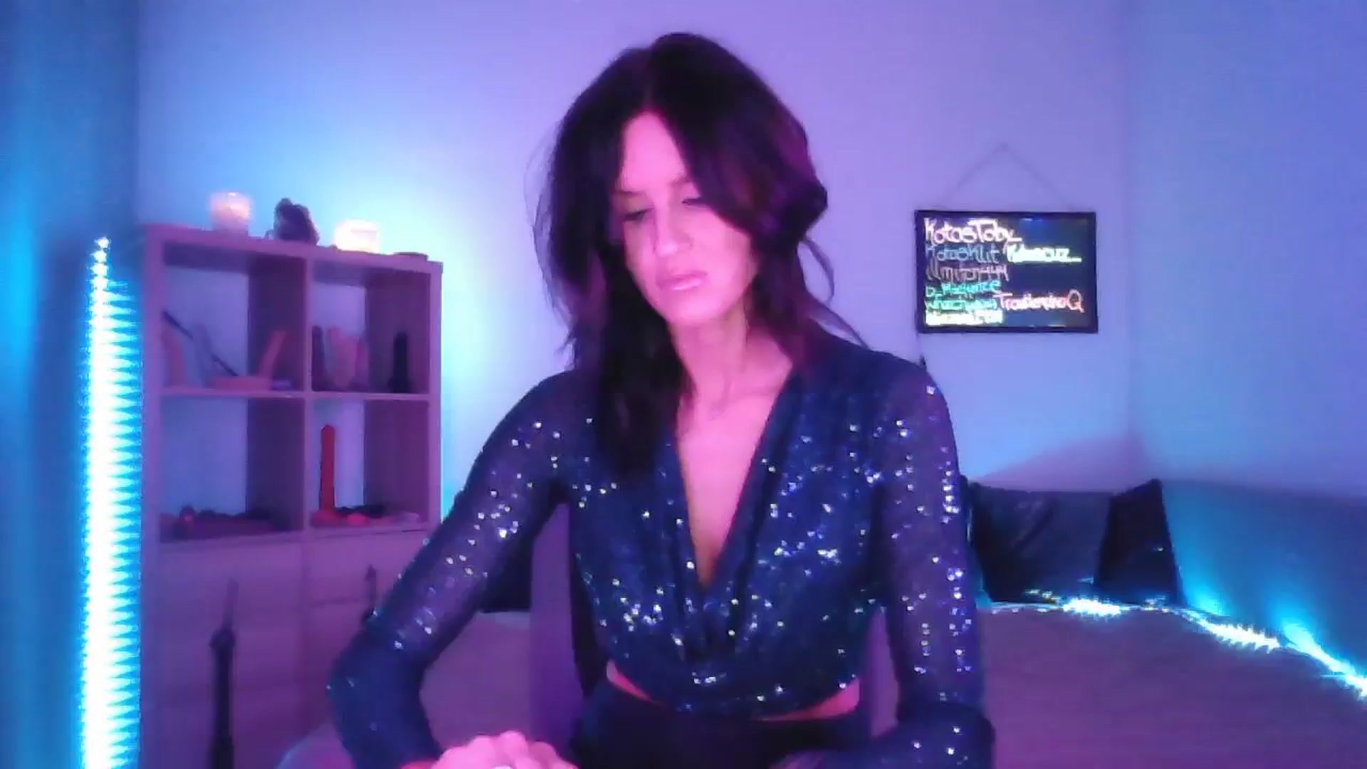Gallery image thumbnail from DakotaCox's myfreecams stream on, 03/19/2025, 03:09 image 7 of 20