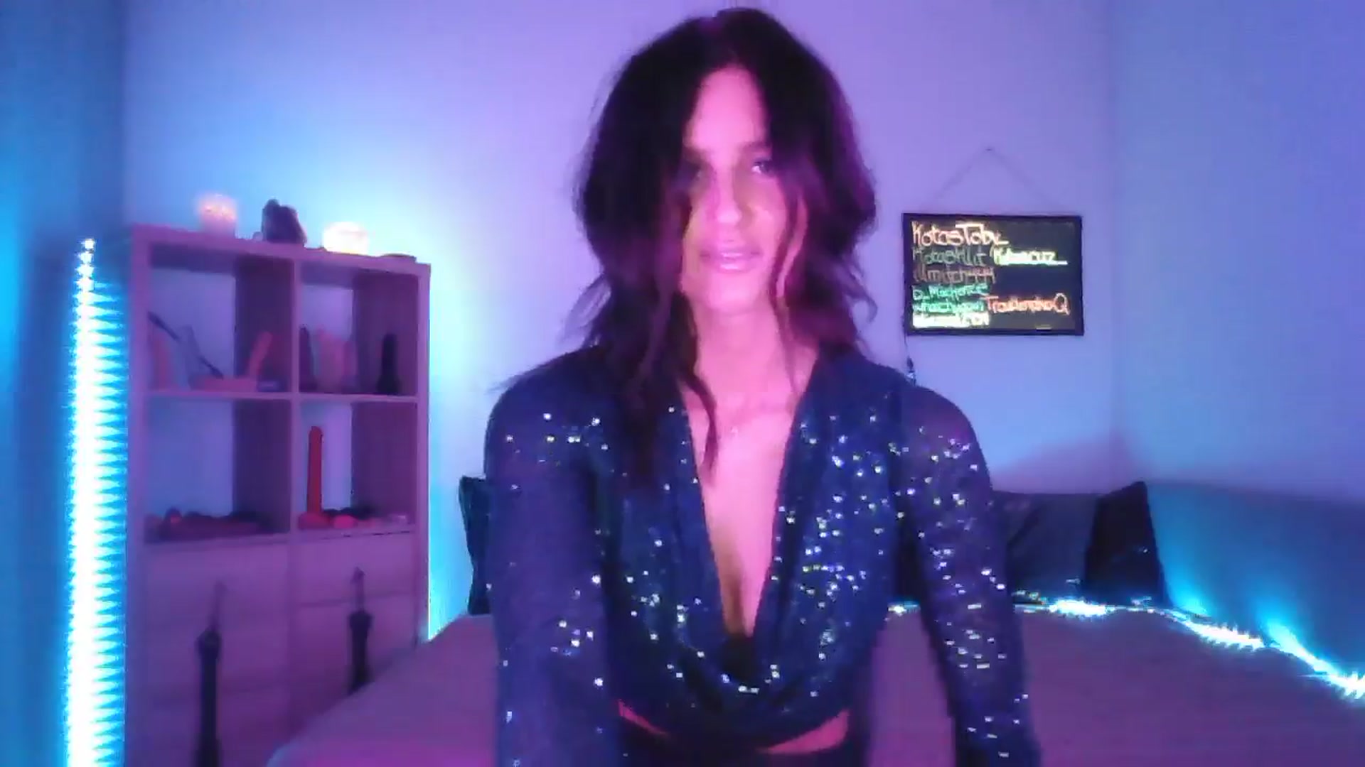 Gallery image thumbnail from DakotaCox's myfreecams stream on, 03/19/2025, 03:09 image 19 of 20