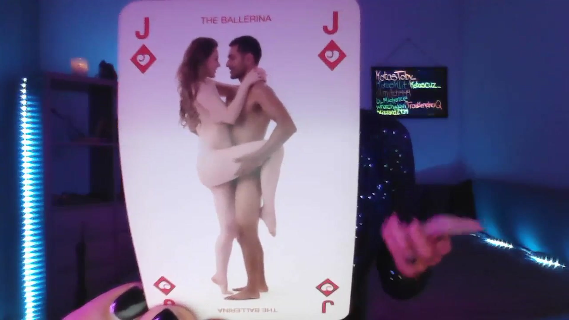Gallery image thumbnail from DakotaCox's myfreecams stream on, 03/19/2025, 04:26 image 16 of 20