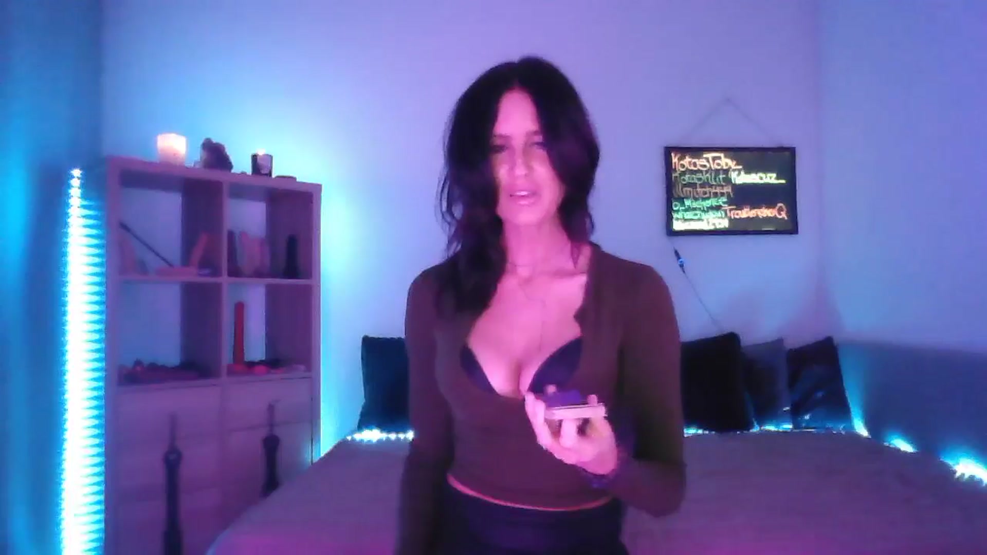 Gallery image thumbnail from DakotaCox's myfreecams stream on, 03/28/2025, 03:56 image 7 of 20