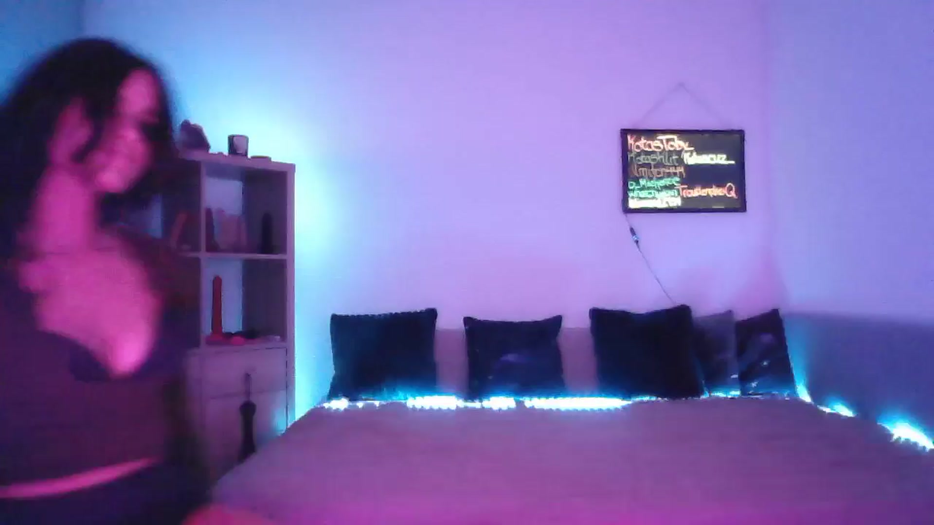Gallery image thumbnail from DakotaCox's myfreecams stream on, 03/28/2025, 03:56 image 20 of 20