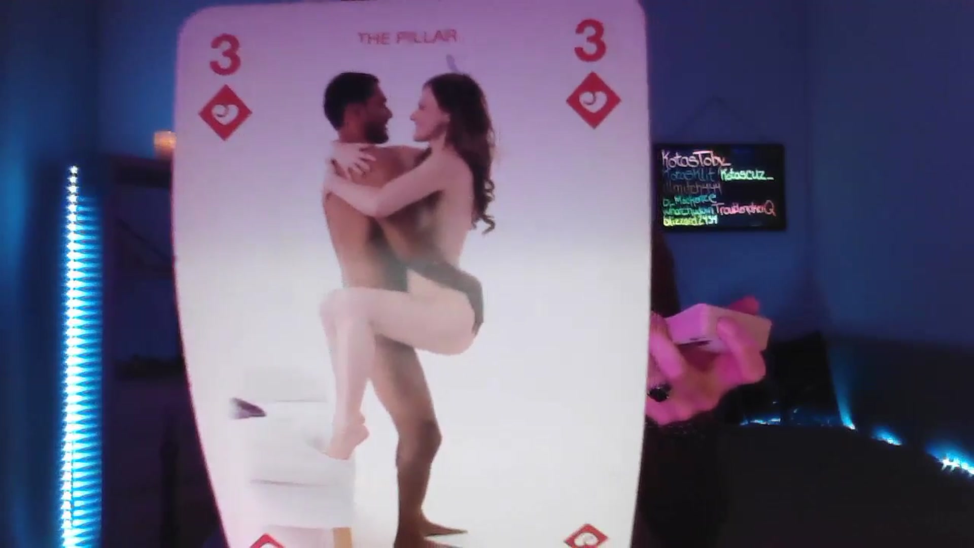 Gallery image thumbnail from DakotaCox's myfreecams stream on, 03/28/2025, 03:56 image 10 of 20
