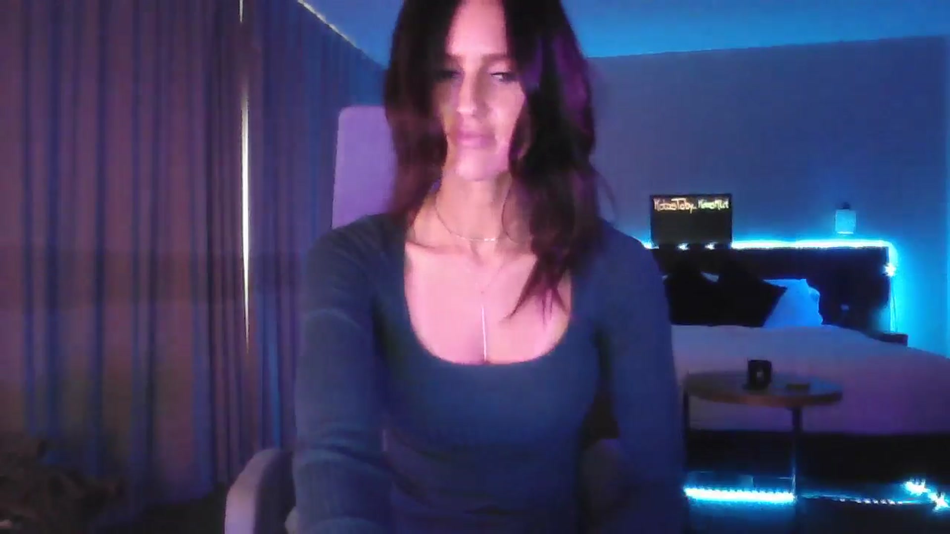 Gallery image thumbnail from DakotaCox's myfreecams stream on, 04/05/2025, 05:31 image 17 of 20