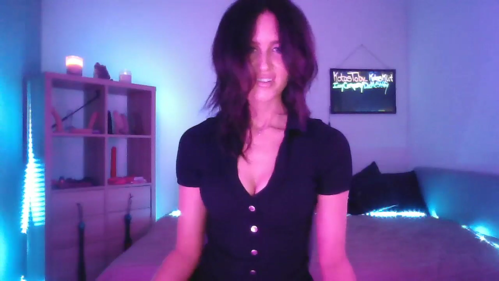 Gallery image thumbnail from DakotaCox's myfreecams stream on, 04/20/2025, 03:51 image 14 of 20