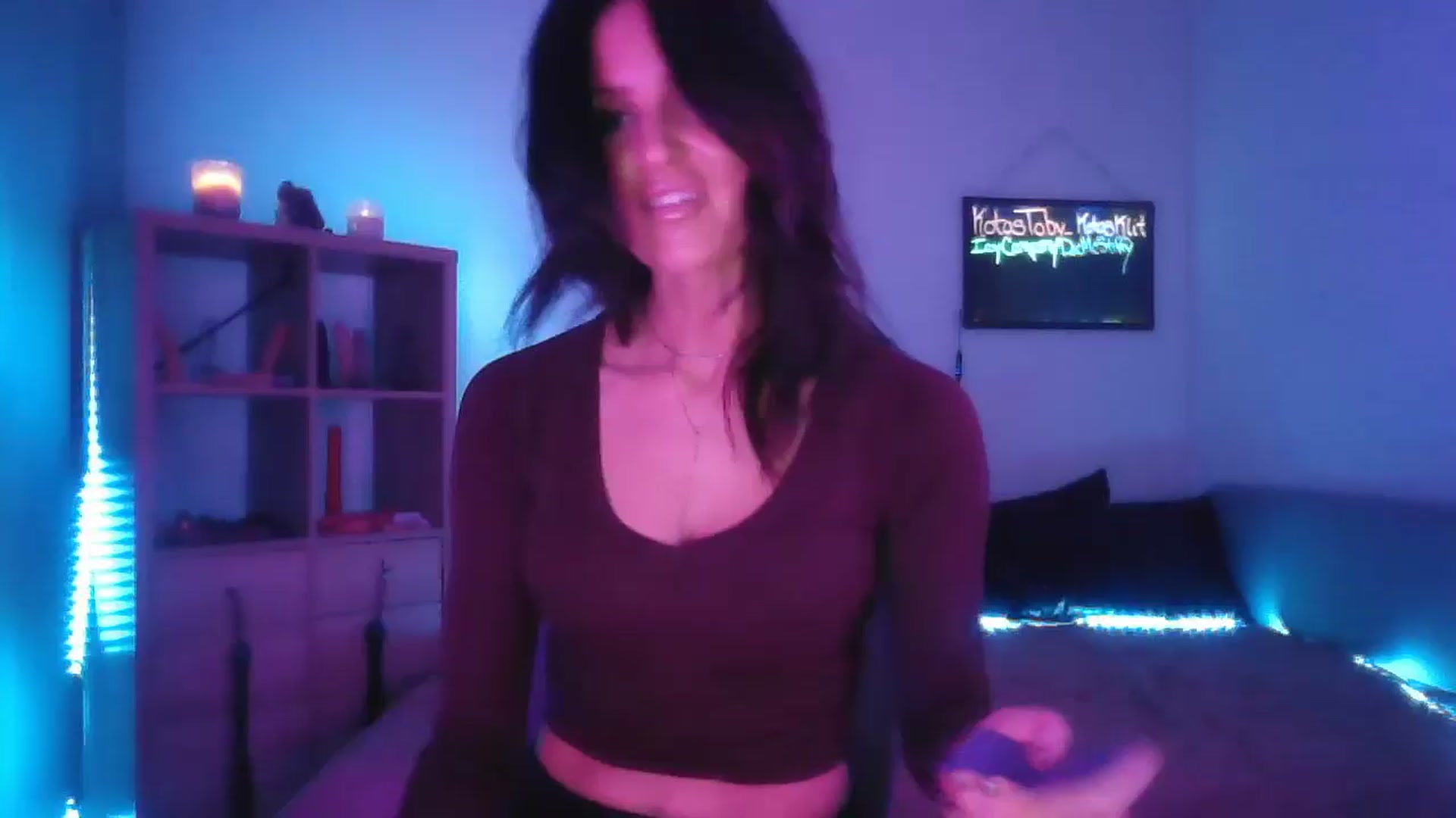 Gallery image thumbnail from DakotaCox's myfreecams stream on, 04/22/2025, 01:55 image 9 of 20