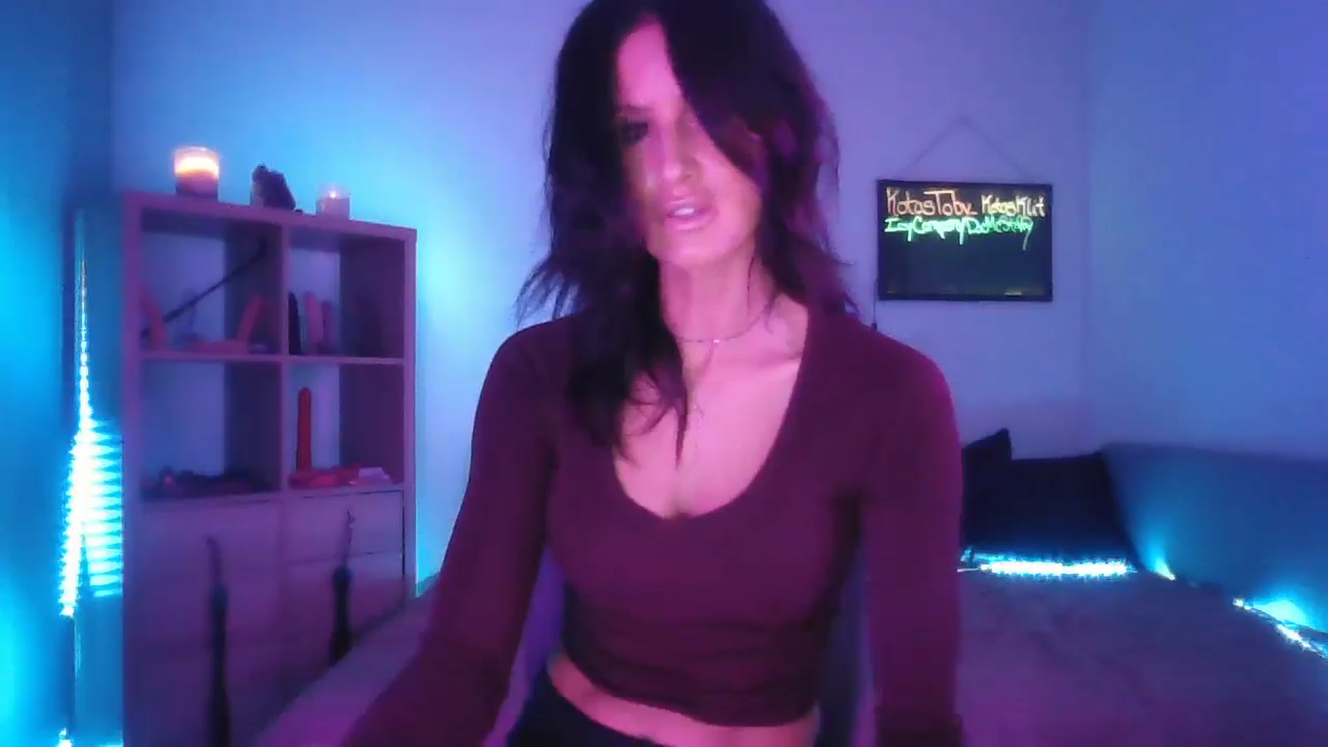 Gallery image thumbnail from DakotaCox's myfreecams stream on, 04/22/2025, 01:55 image 16 of 20