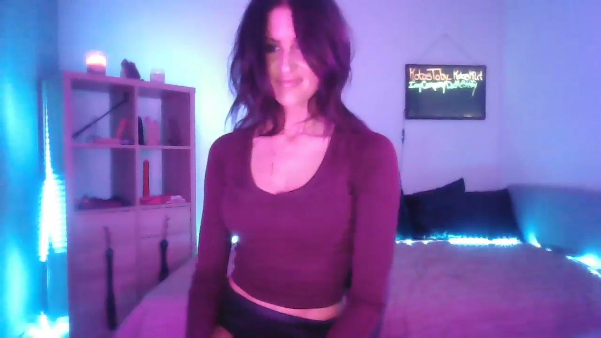 Gallery image thumbnail from DakotaCox's myfreecams stream on, 04/22/2025, 03:10 image 15 of 20