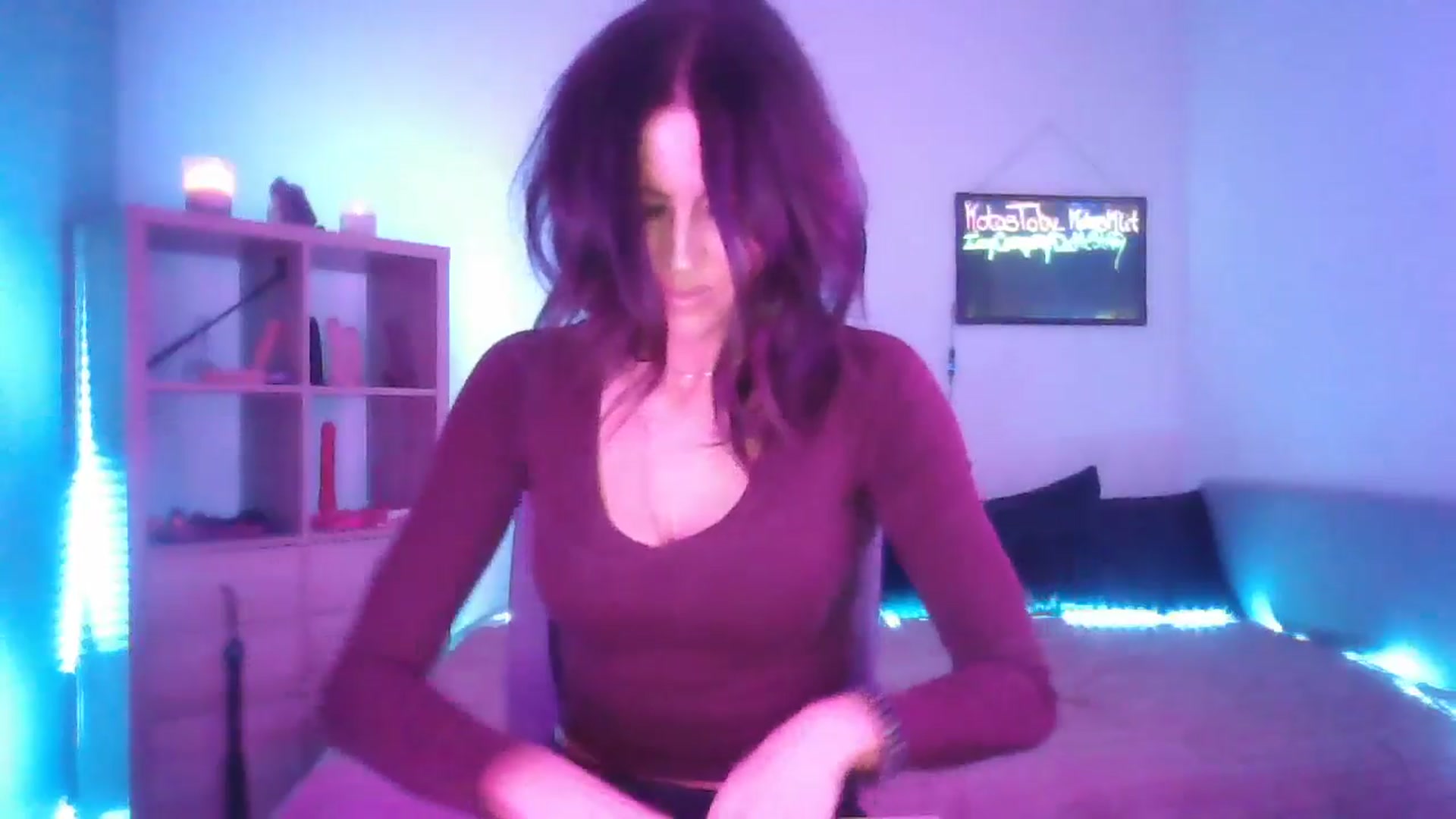 Gallery image thumbnail from DakotaCox's myfreecams stream on, 04/22/2025, 03:10 image 8 of 20