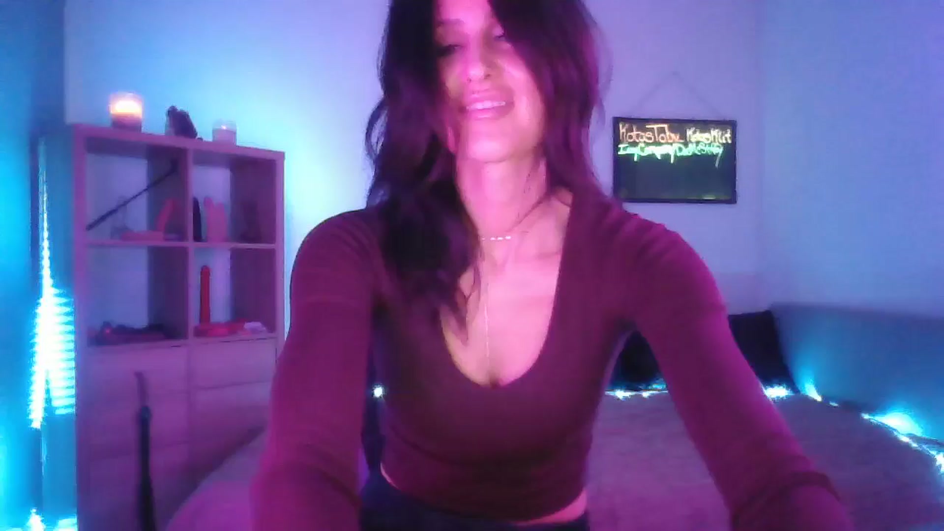 Gallery image thumbnail from DakotaCox's myfreecams stream on, 04/22/2025, 03:52 image 11 of 20