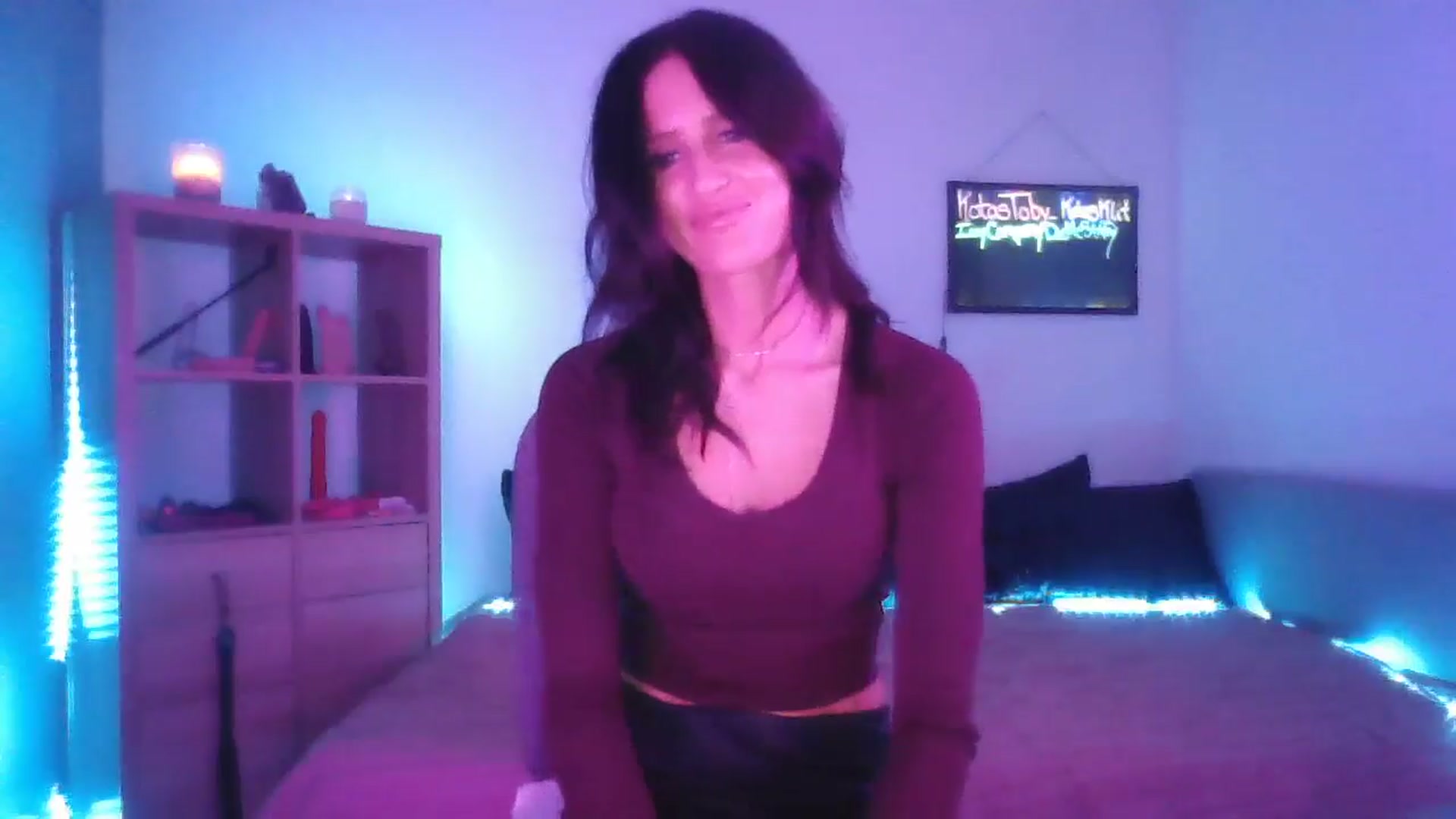 Gallery image thumbnail from DakotaCox's myfreecams stream on, 04/22/2025, 03:52 image 7 of 20
