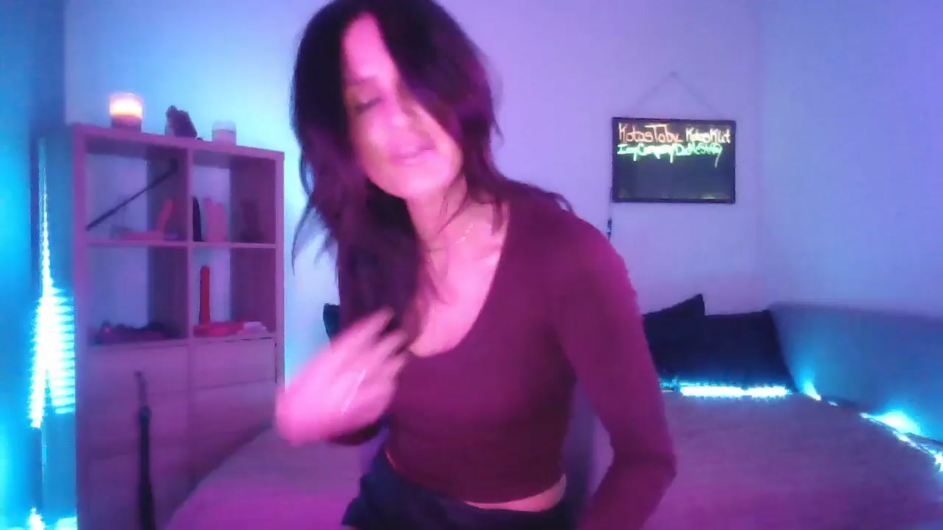 Gallery image thumbnail from DakotaCox's myfreecams stream on, 04/22/2025, 03:52 image 10 of 20