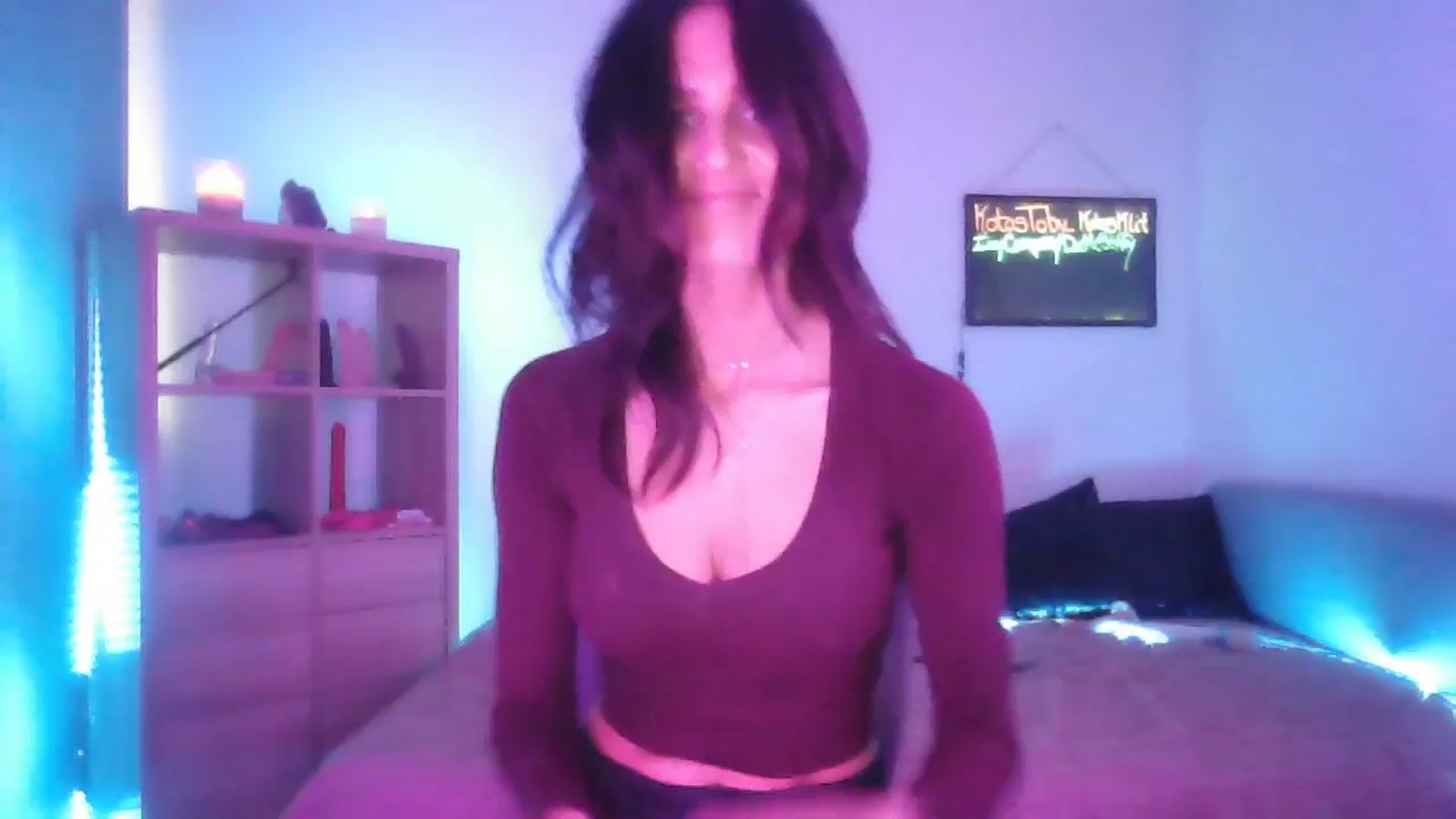 Gallery image thumbnail from DakotaCox's myfreecams stream on, 04/22/2025, 07:14 image 18 of 20