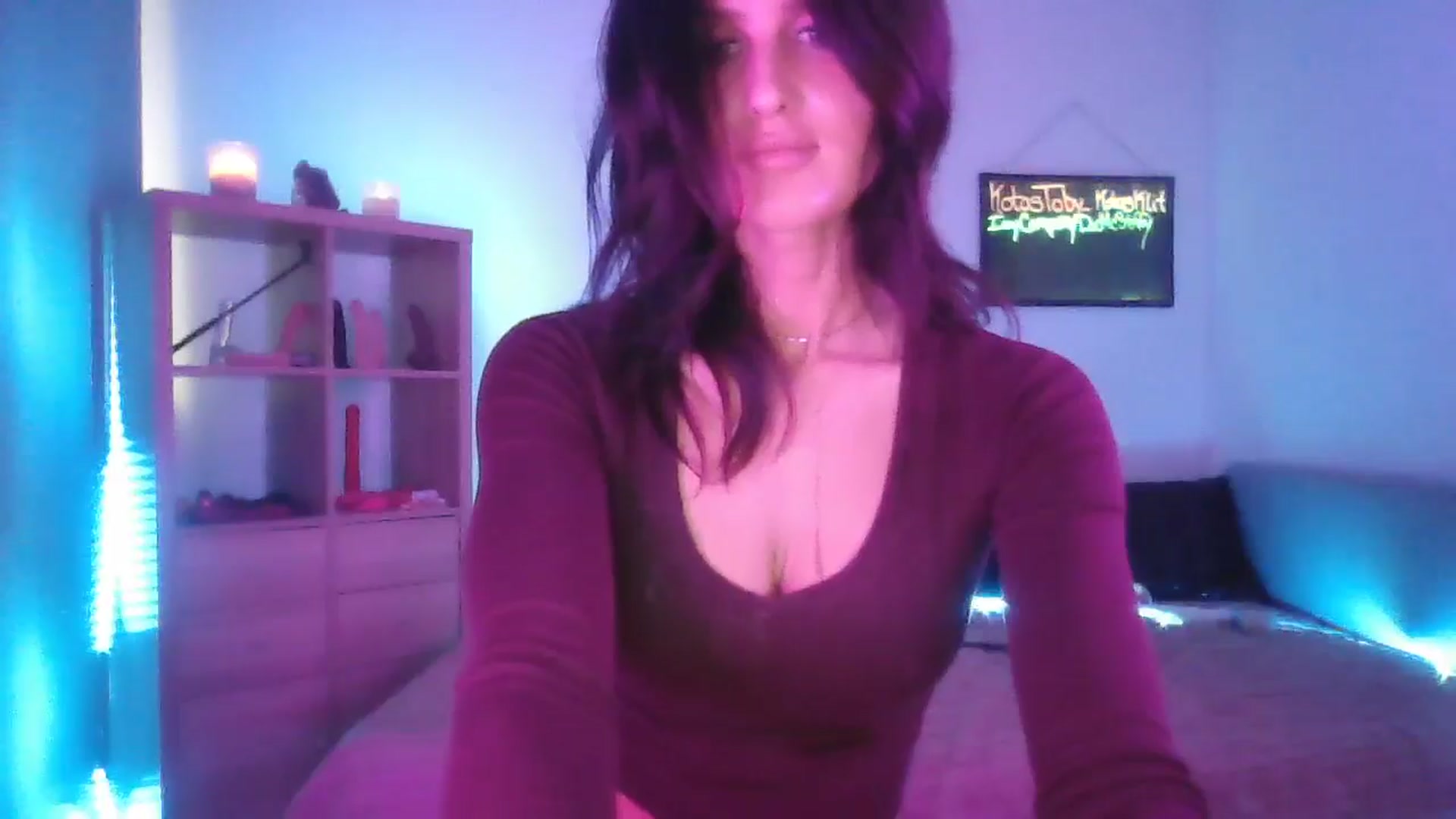 Gallery image thumbnail from DakotaCox's myfreecams stream on, 04/22/2025, 07:14 image 19 of 20