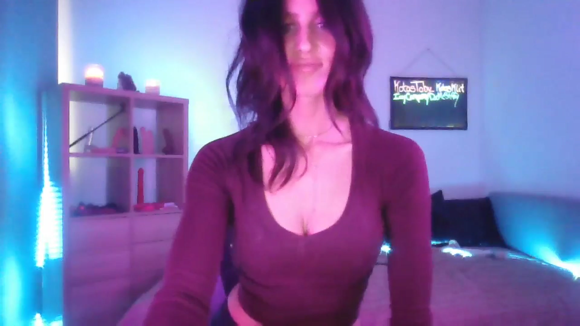 Gallery image thumbnail from DakotaCox's myfreecams stream on, 04/22/2025, 07:14 image 16 of 20