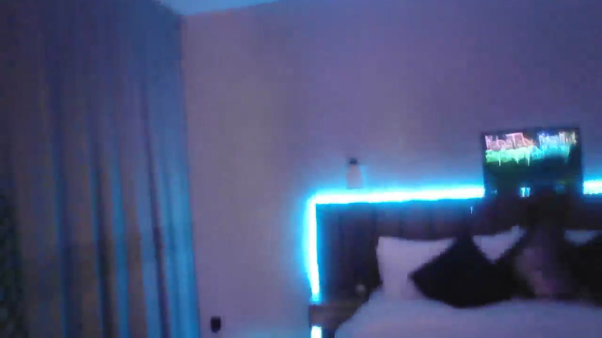 Gallery image thumbnail from DakotaCox's myfreecams stream on, 04/26/2025, 07:39 image 12 of 20