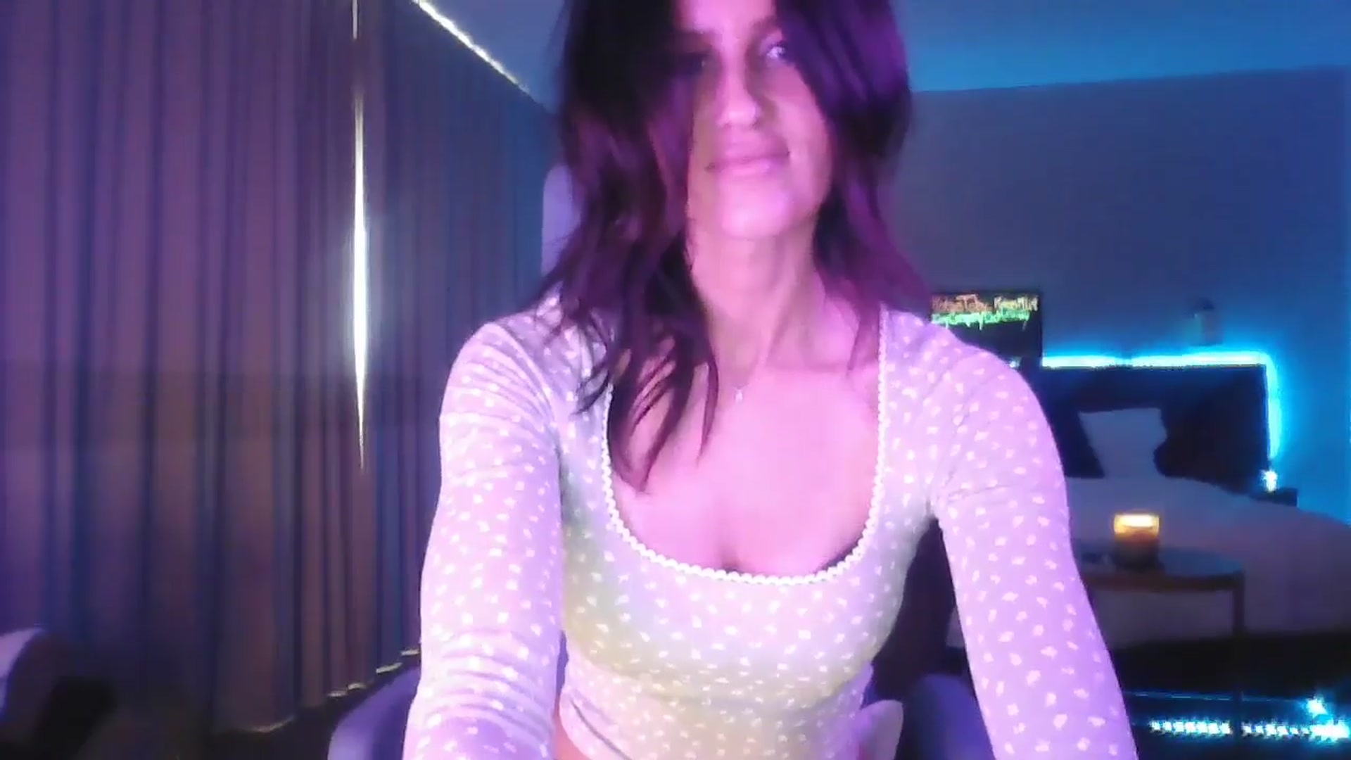 Gallery image thumbnail from DakotaCox's myfreecams stream on, 04/27/2025, 06:53 image 19 of 20