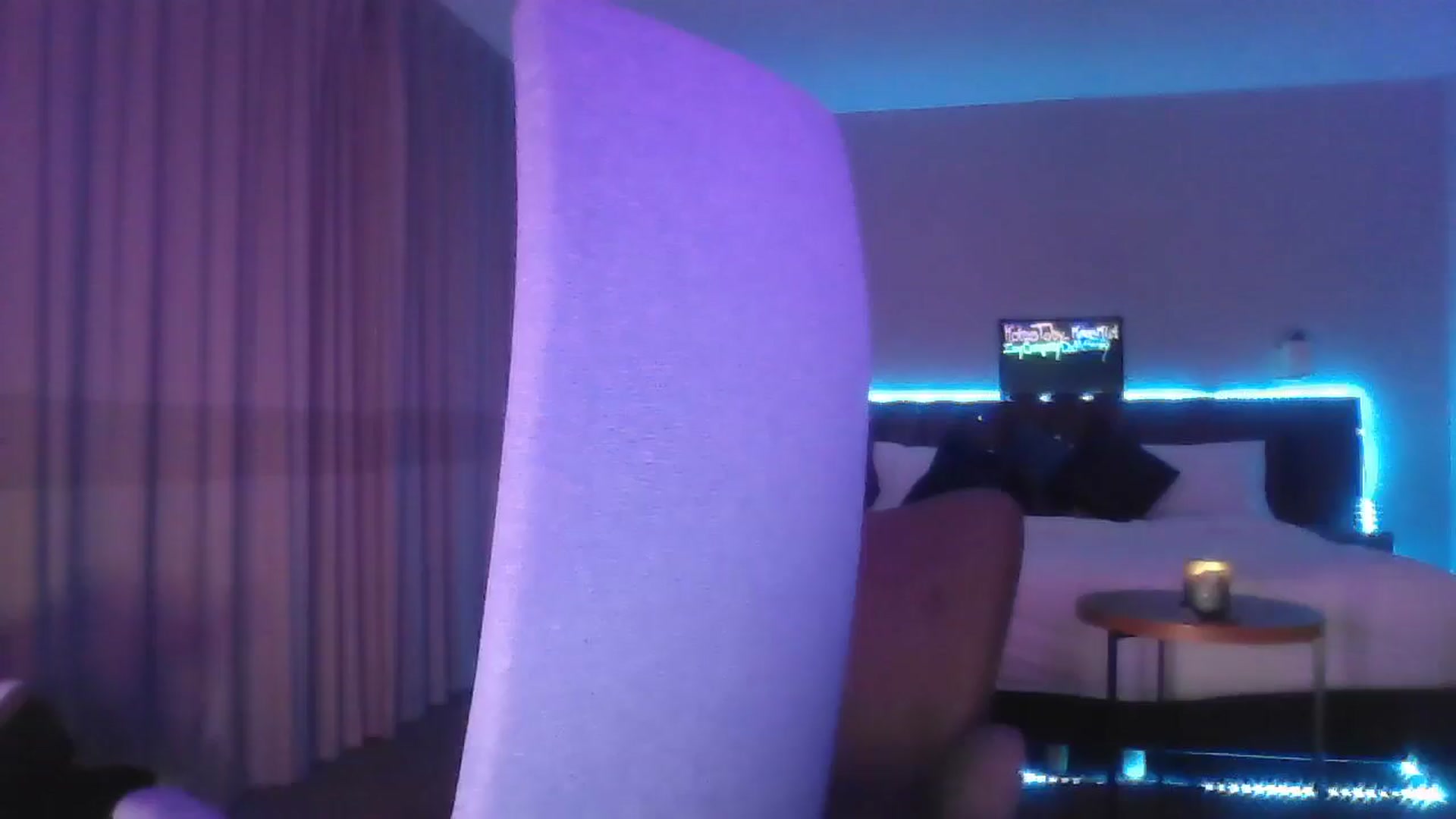 Gallery image thumbnail from DakotaCox's myfreecams stream on, 04/28/2025, 04:03 image 5 of 20