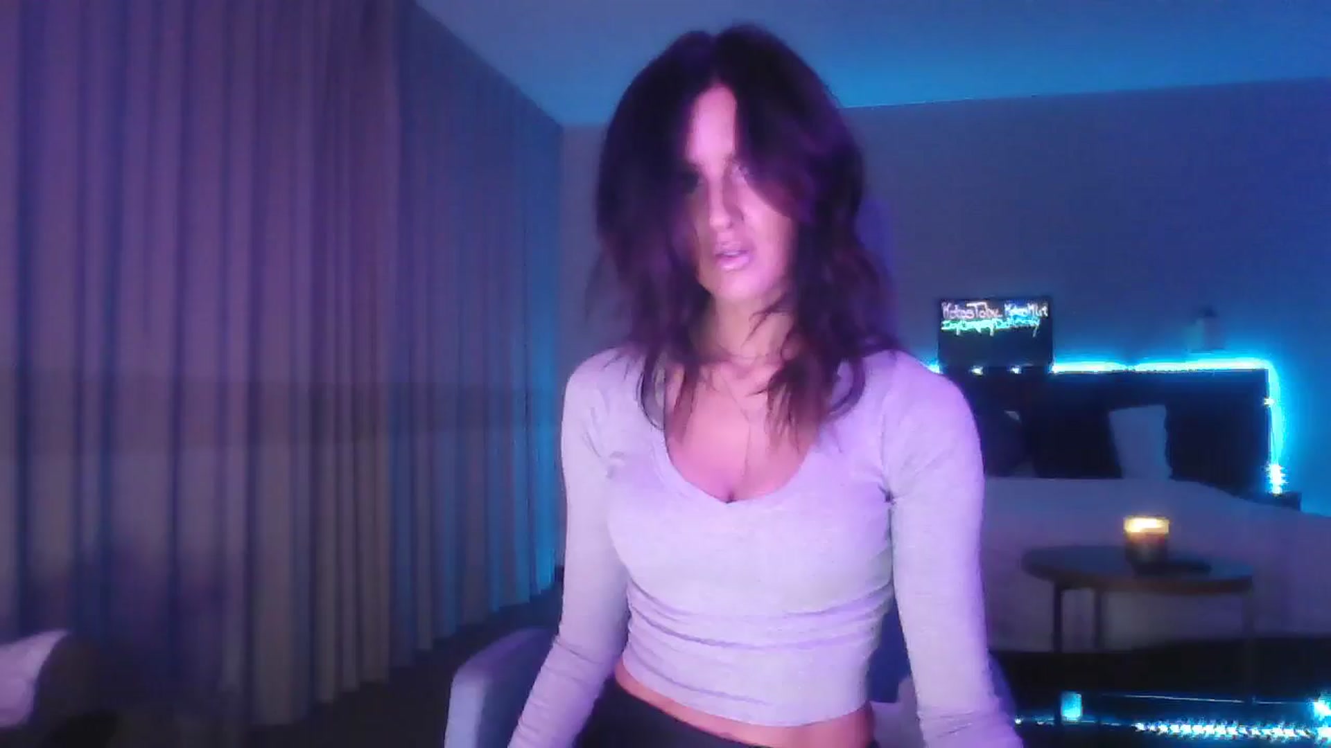 Gallery image thumbnail from DakotaCox's myfreecams stream on, 04/29/2025, 03:36 image 1 of 20