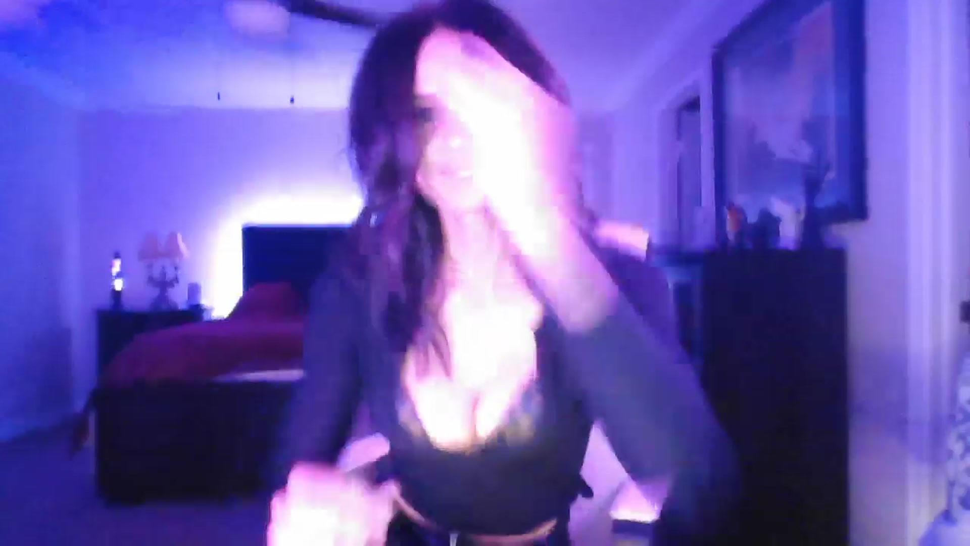 Gallery image thumbnail from DakotaCox's myfreecams stream on, 09/21/2025, 03:42 image 4 of 20