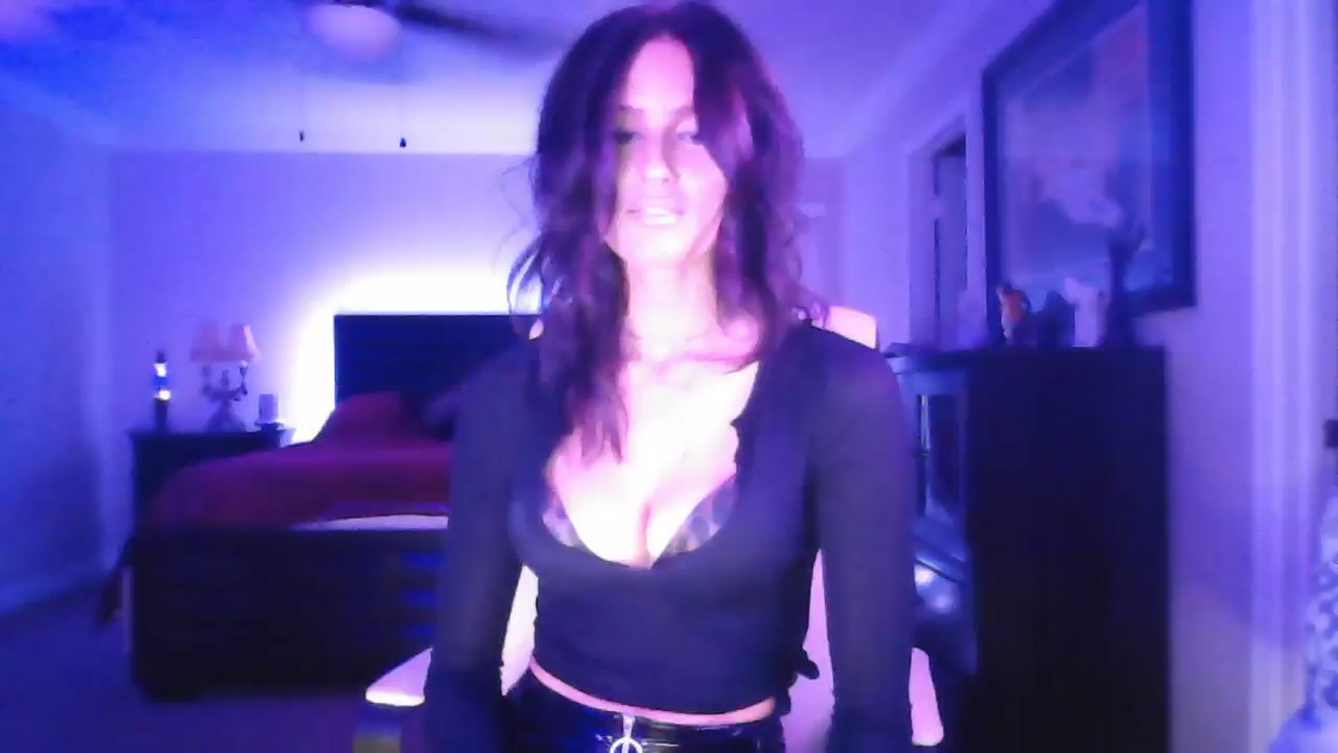 Gallery image thumbnail from DakotaCox's myfreecams stream on, 09/21/2025, 03:42 image 5 of 20