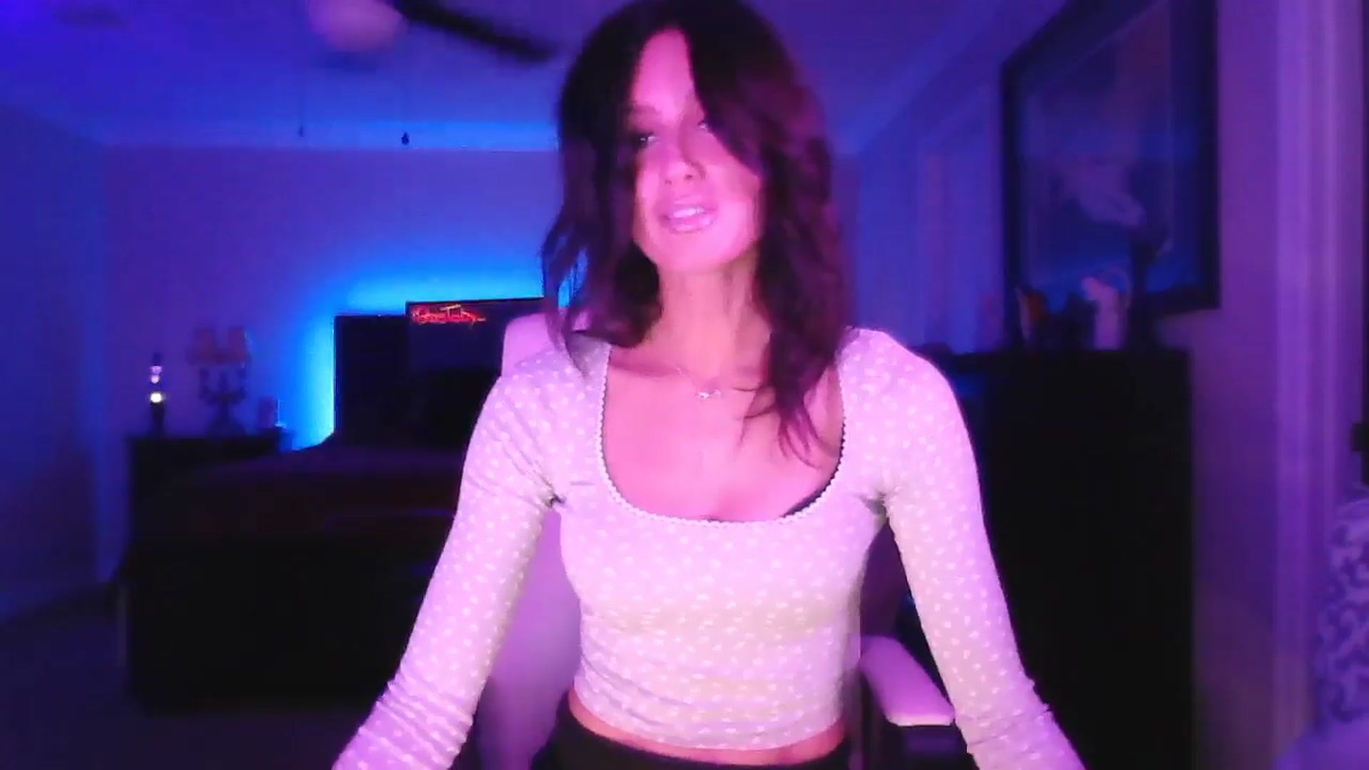 Gallery image thumbnail from DakotaCox's myfreecams stream on, 09/22/2025, 03:14 image 8 of 20