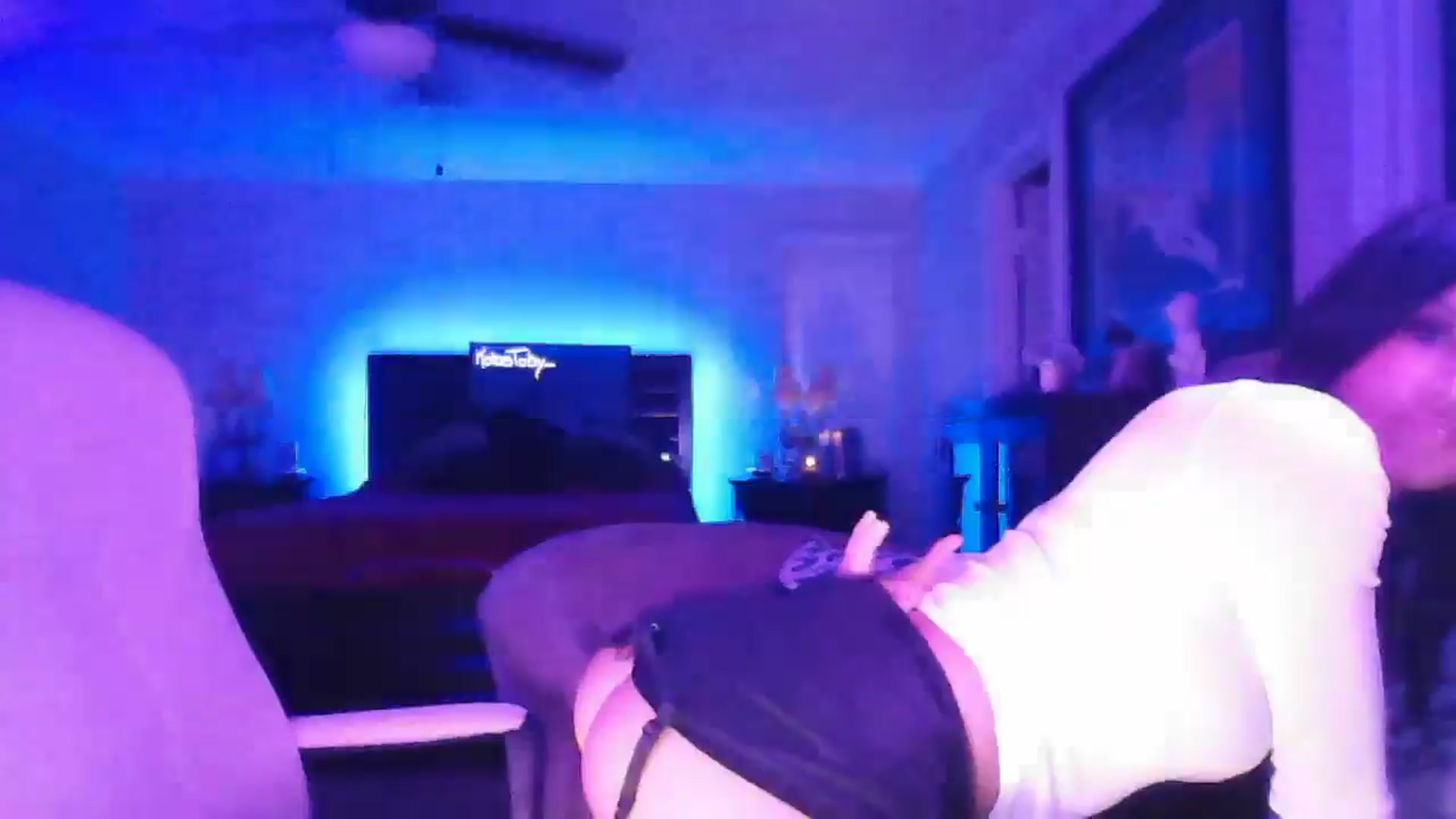 Gallery image thumbnail from DakotaCox's myfreecams stream on, 10/18/2025, 04:11 image 6 of 20