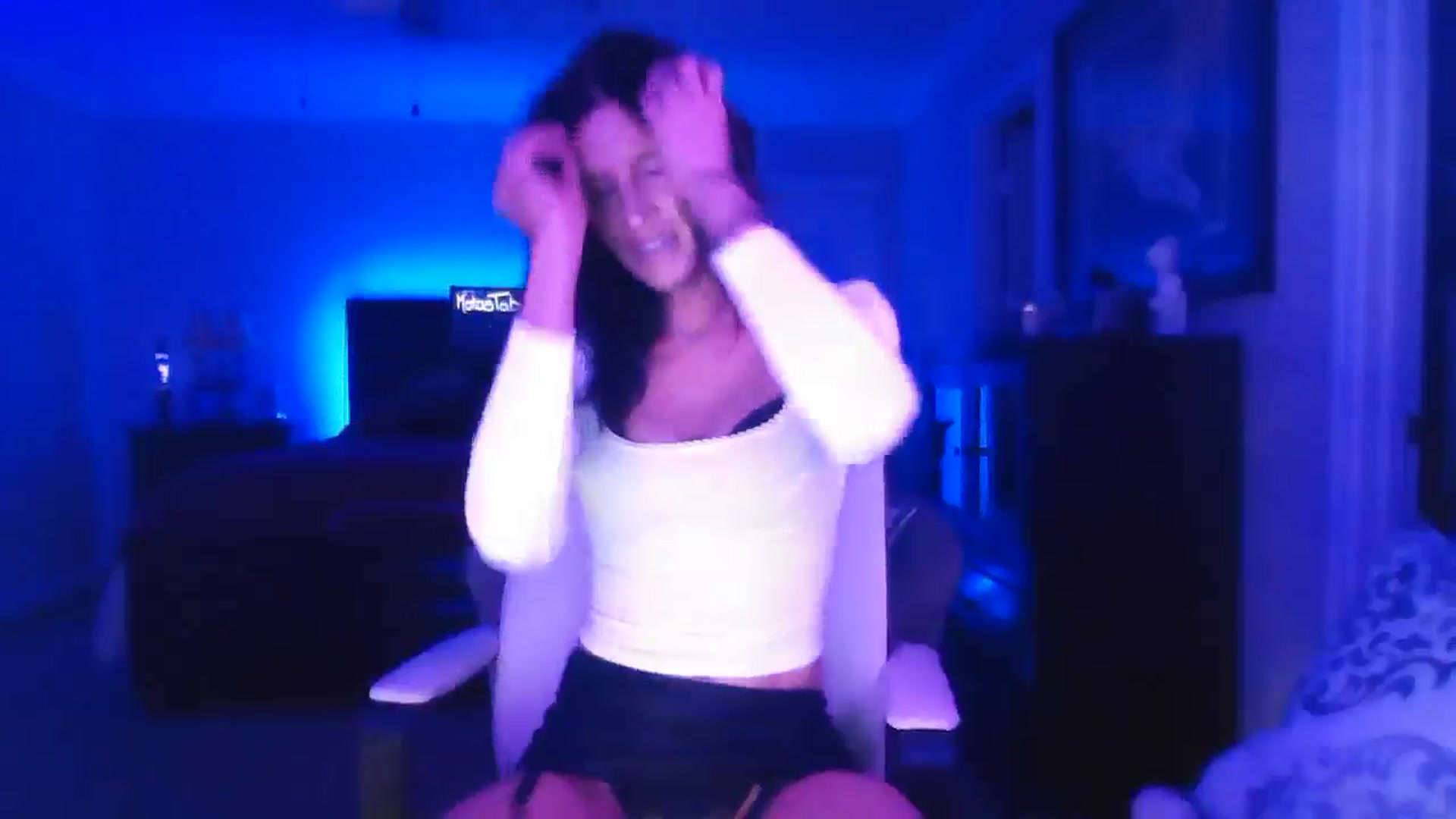 Gallery image thumbnail from DakotaCox's myfreecams stream on, 10/18/2025, 04:11 image 15 of 20
