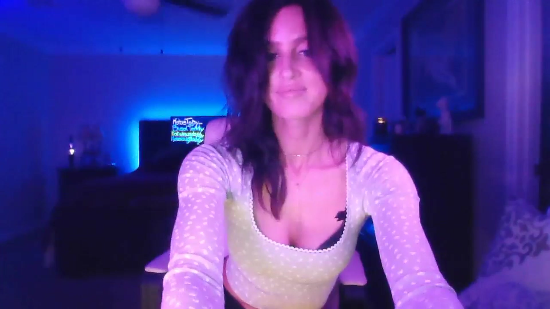 Gallery image thumbnail from DakotaCox's myfreecams stream on, 10/27/2025, 02:12 image 13 of 20