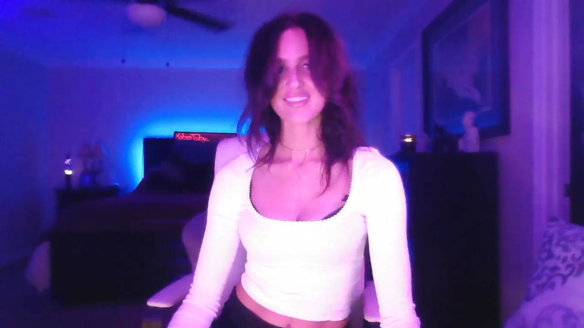 Gallery image thumbnail from DakotaCox's myfreecams stream on, 11/09/2025, 05:21 image 3 of 20