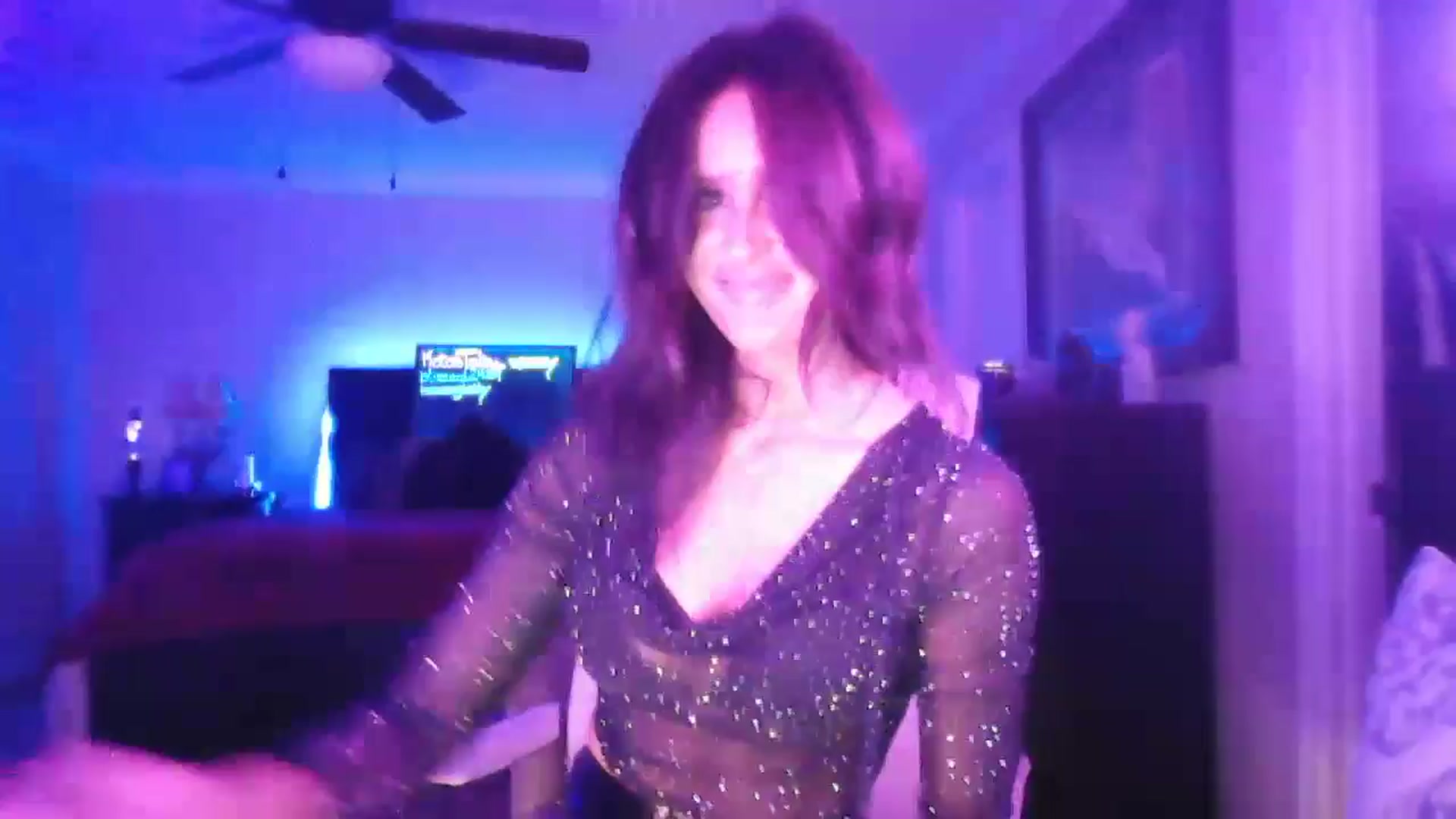 Gallery image thumbnail from DakotaCox's myfreecams stream on, 01/10/2026, 03:16 image 9 of 20