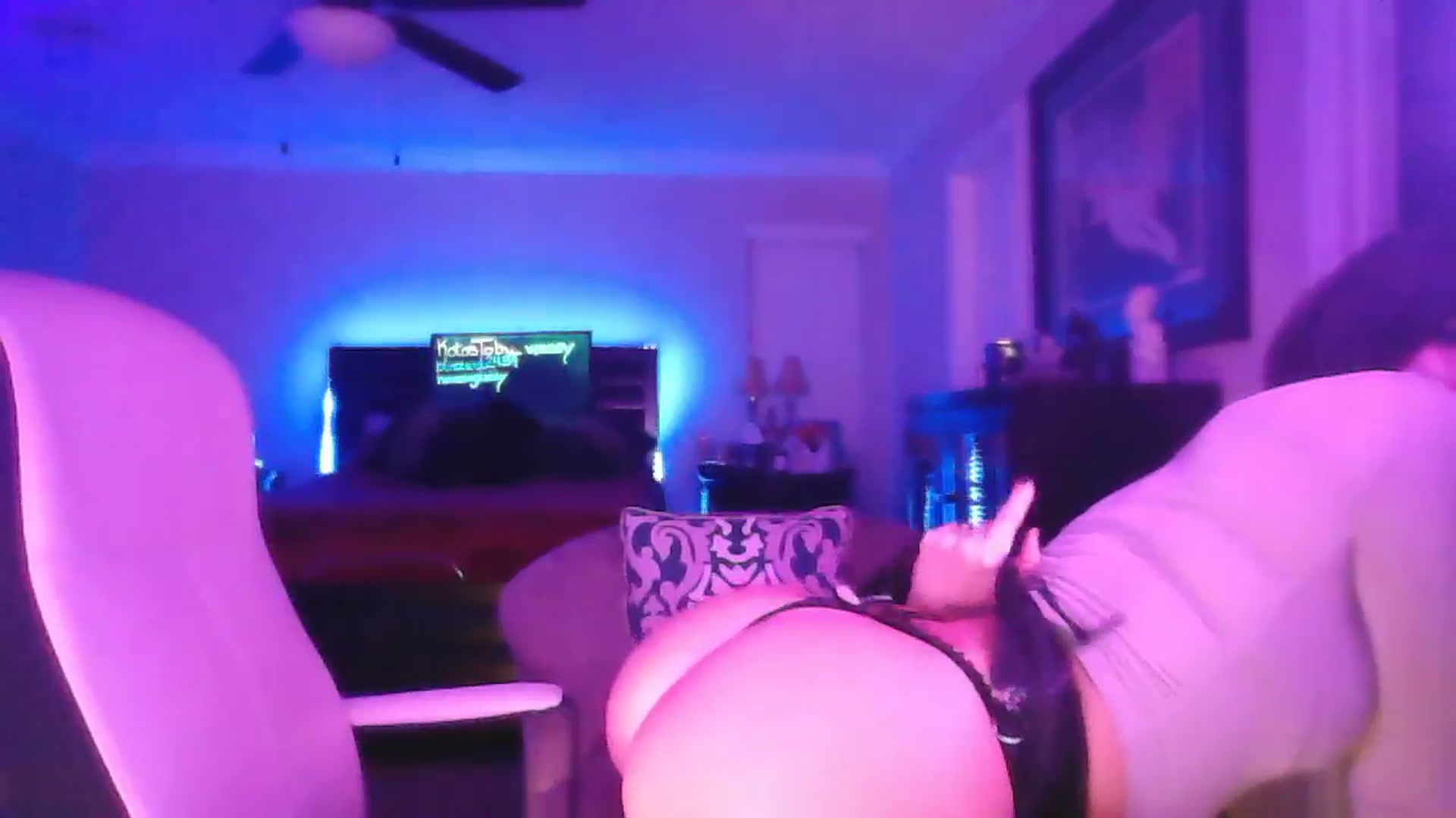 Gallery image thumbnail from DakotaCox's myfreecams stream on, 01/11/2026, 03:51 image 8 of 20