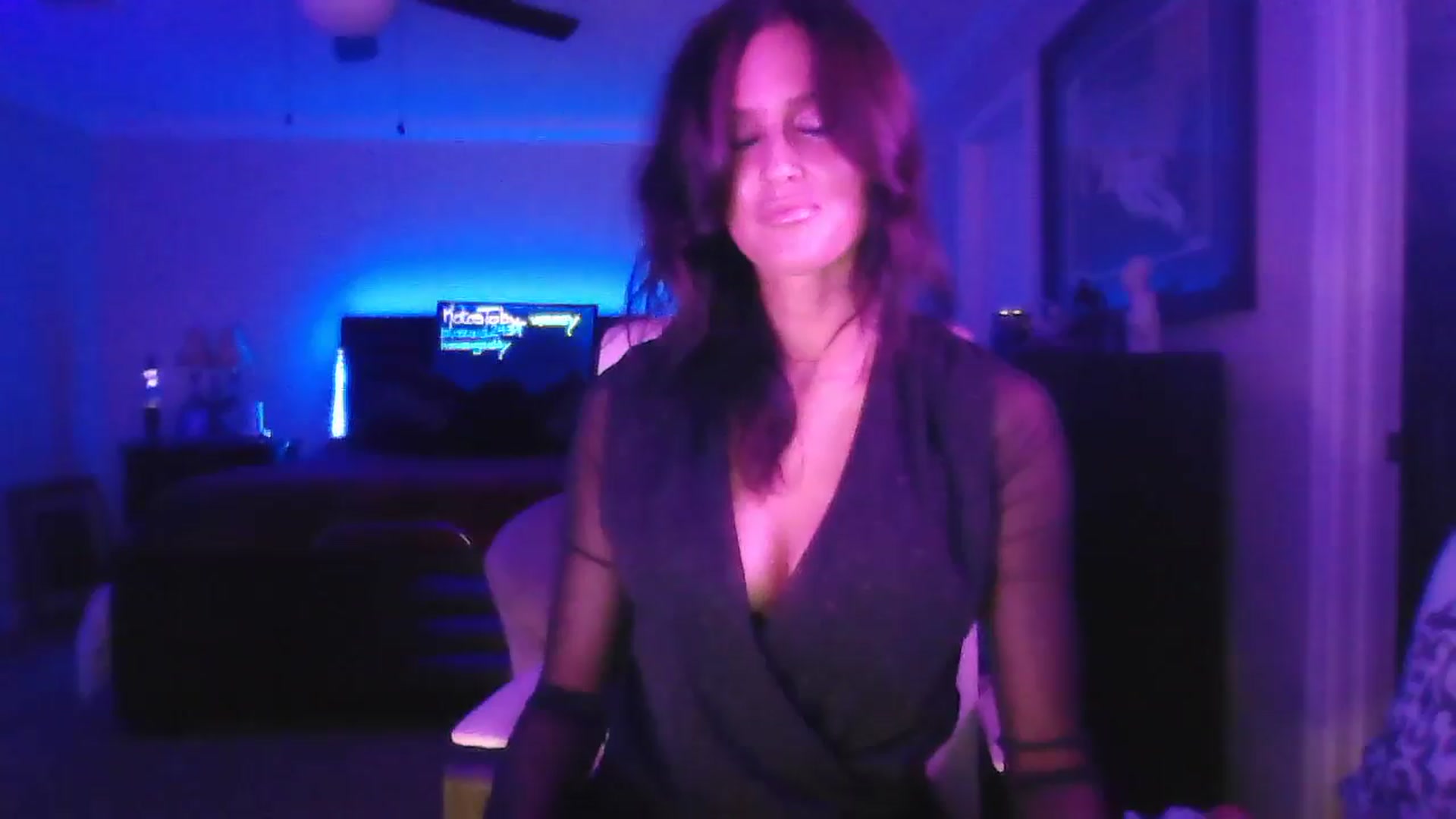 Gallery image thumbnail from DakotaCox's myfreecams stream on, 01/25/2026, 03:06 image 6 of 20